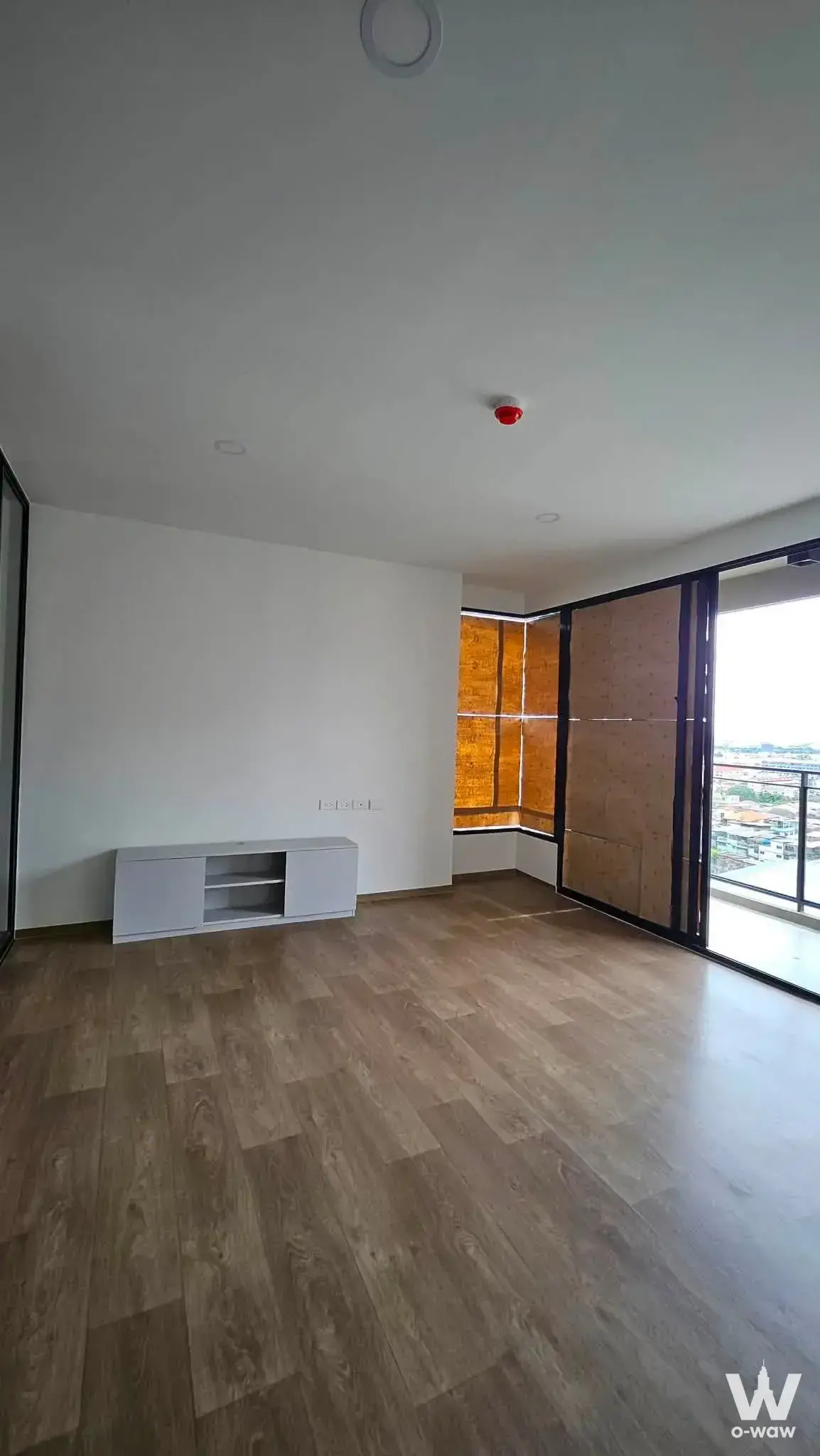 Condo for sale at Near Siriraj Hospital and MRT Fai Chai Intersection — photo 2 of 4