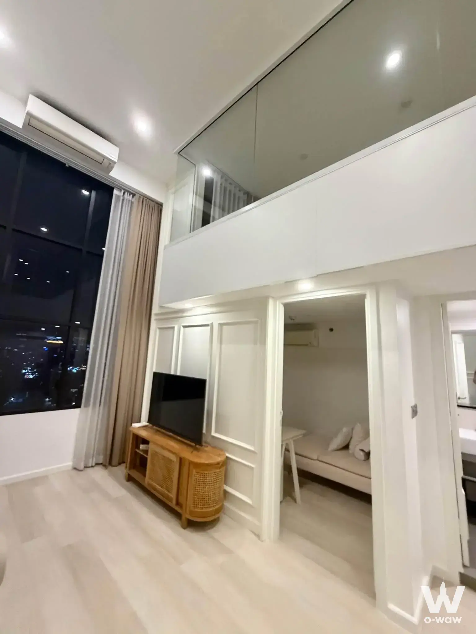 Condo with 2 bedrooms for rent at KnightsBridge Prime Sathon — photo 3 of 5