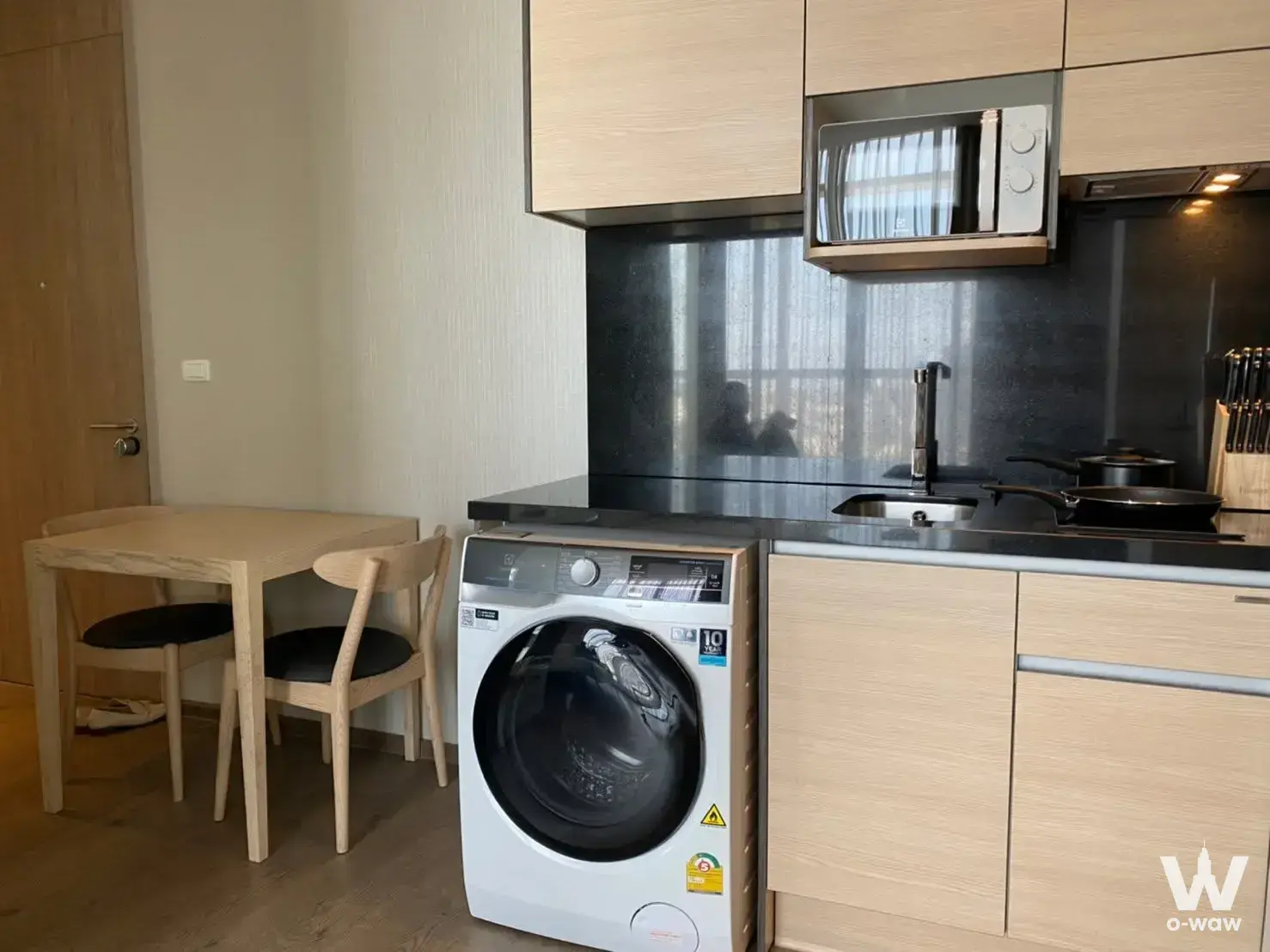 Condo with 1 bedroom for rent at Park Origin Phrom Phong — photo 2 of 5