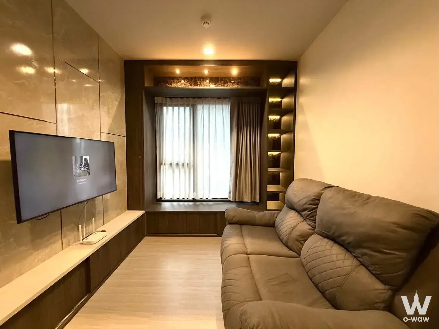 Condo with 1 bedroom for rent at Rama 9 / Asoke · Phra Ram 9, Near MRT Phra Ram 9, Near Central Rama 9, Fortune Town, Jodd Fairs, Singha Complex & G Tower — photo 1 of 5