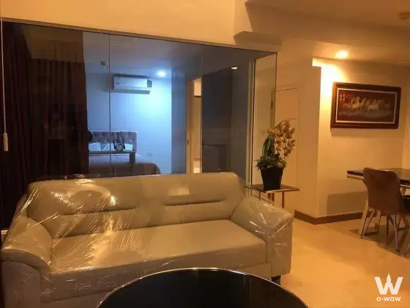 Condo with 3 bedrooms for rent at Downtown49 — photo 3 of 5