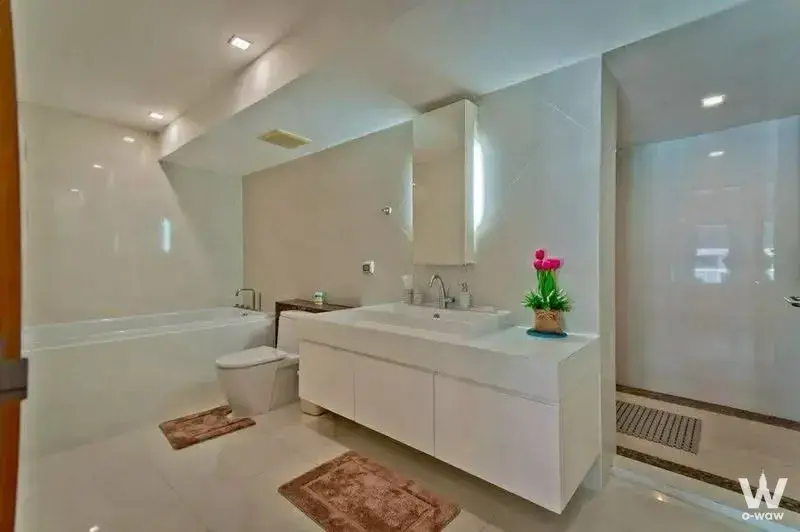 Commercial with 3 bedrooms for sale at The Sanctuary Wong Amat : เดอะ แซงชัวรี วงศ์อมาตย์ — photo 1 of 5