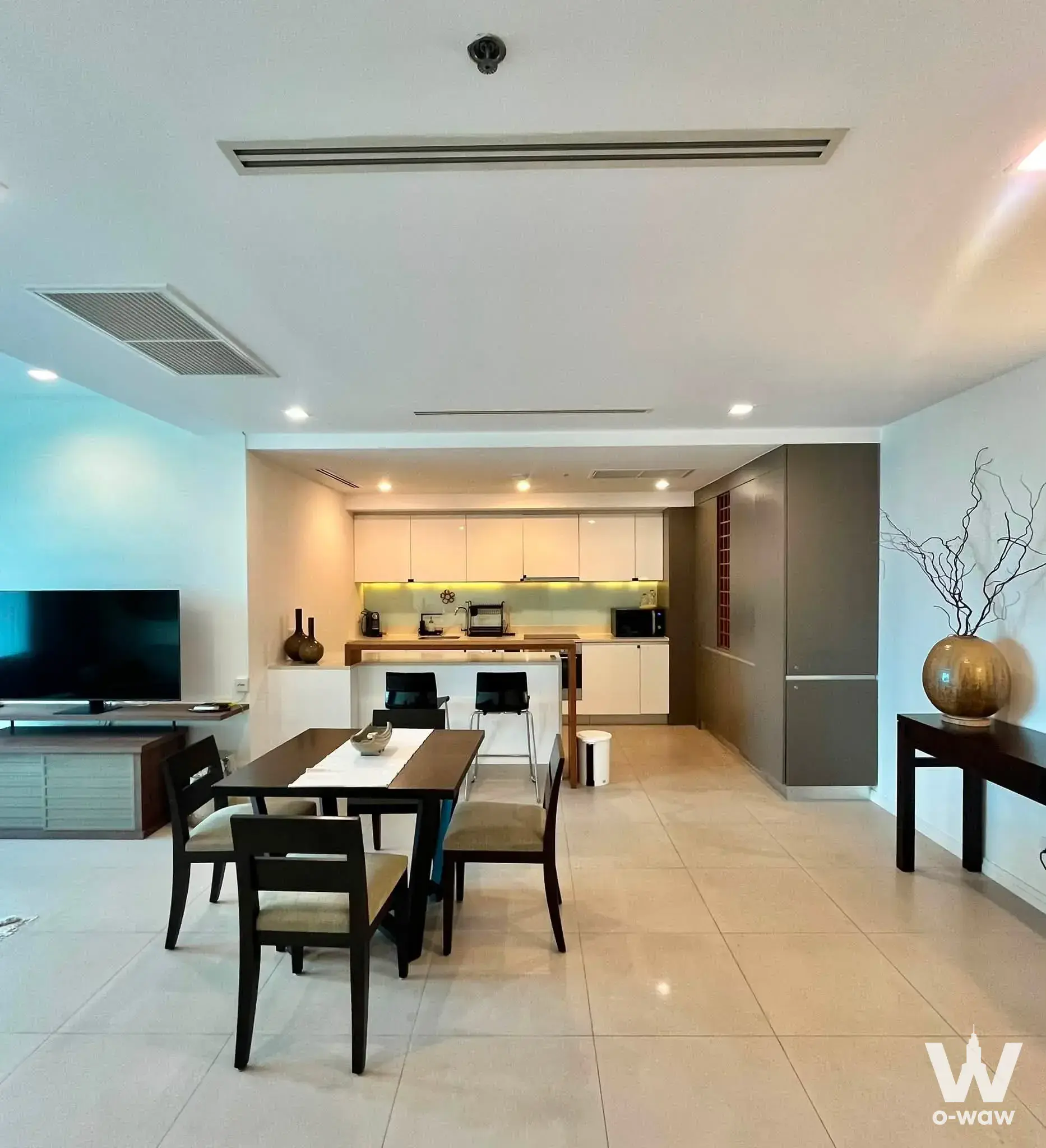 Condo with 3 bedrooms for rent at The River Condominium — photo 4 of 5