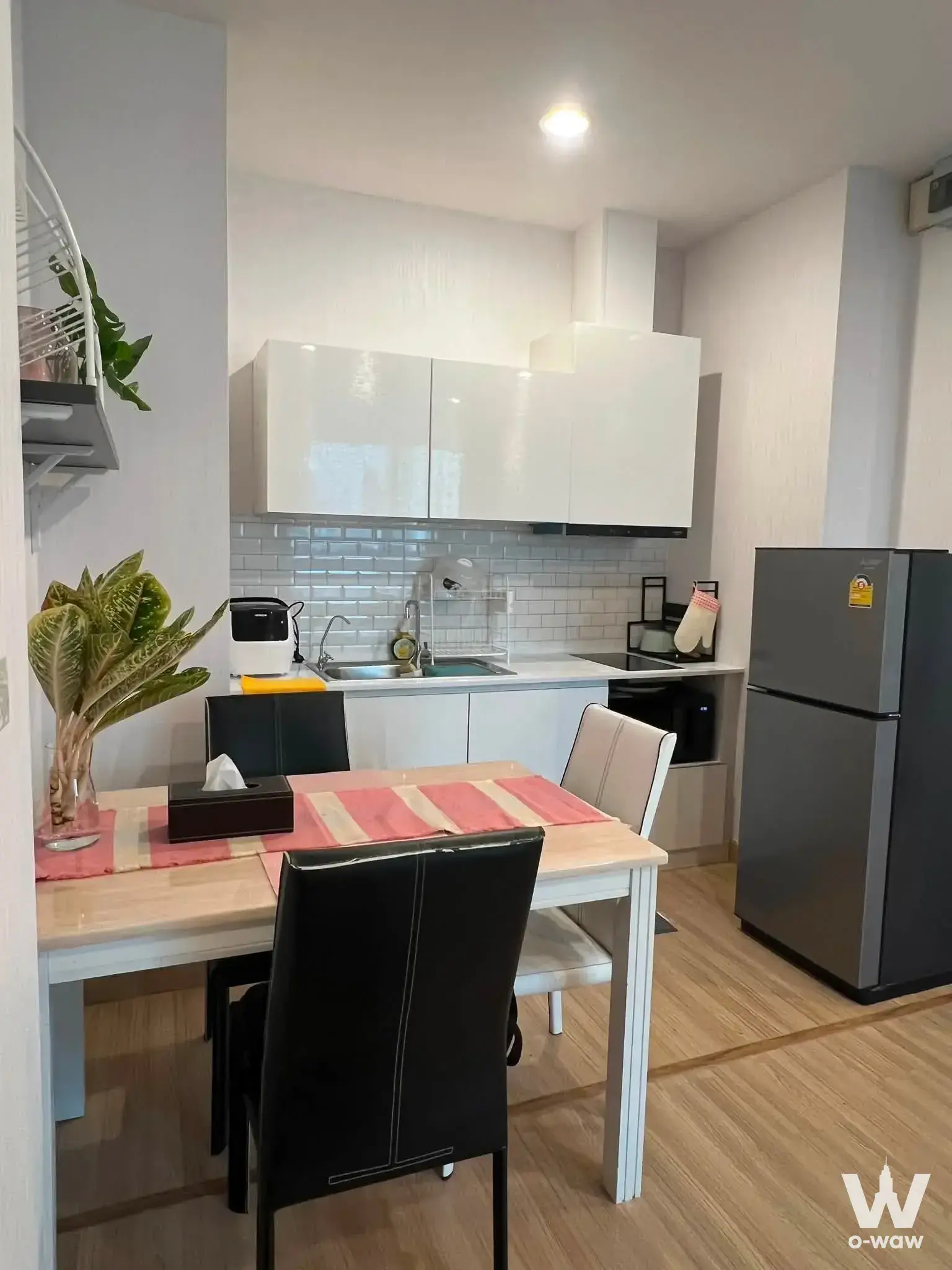 Condo with 2 bedrooms for rent at Lighthouse Condominium — photo 2 of 5