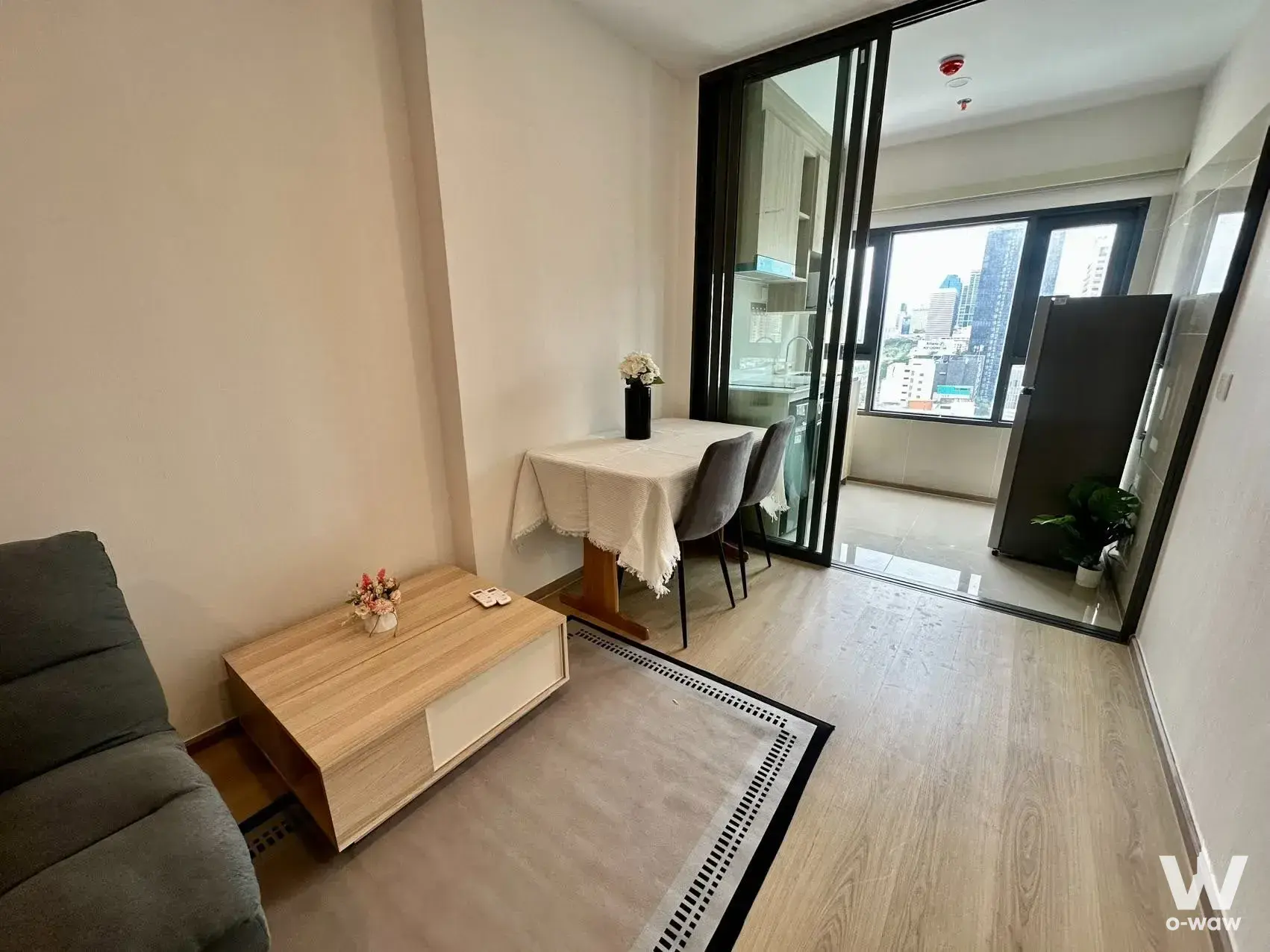 Condo with 1 bedroom for rent at Life Rama 4 - Asoke — photo 2 of 5