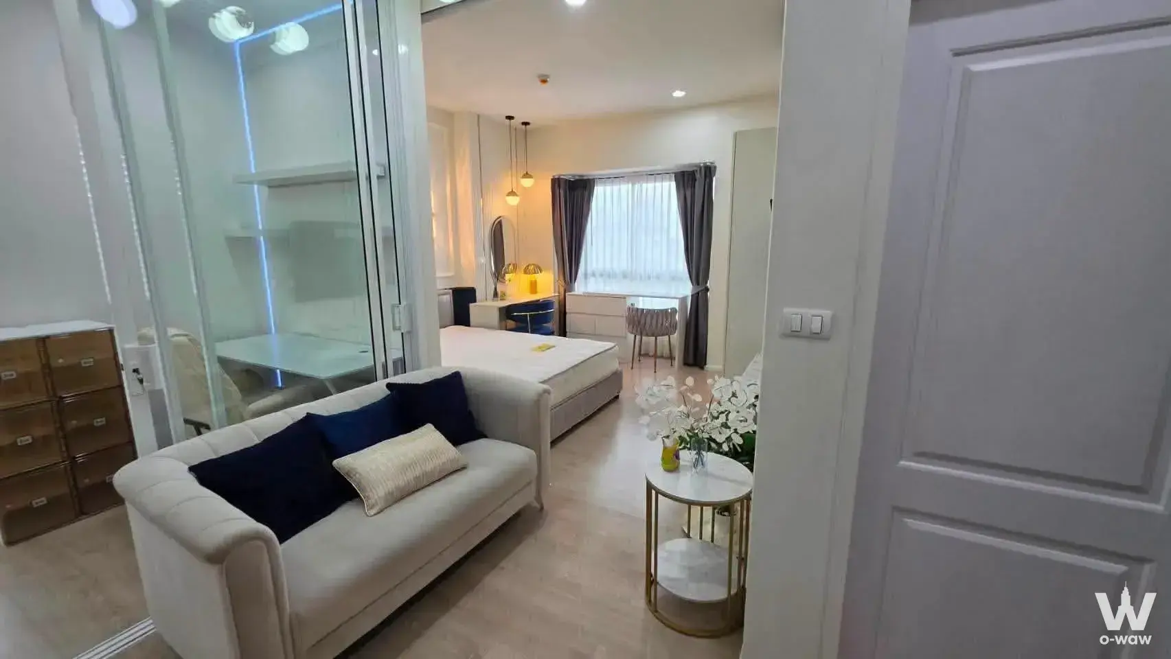 Condo with 2 bedrooms for rent at S1 Rama 9 Condominium — photo 3 of 5