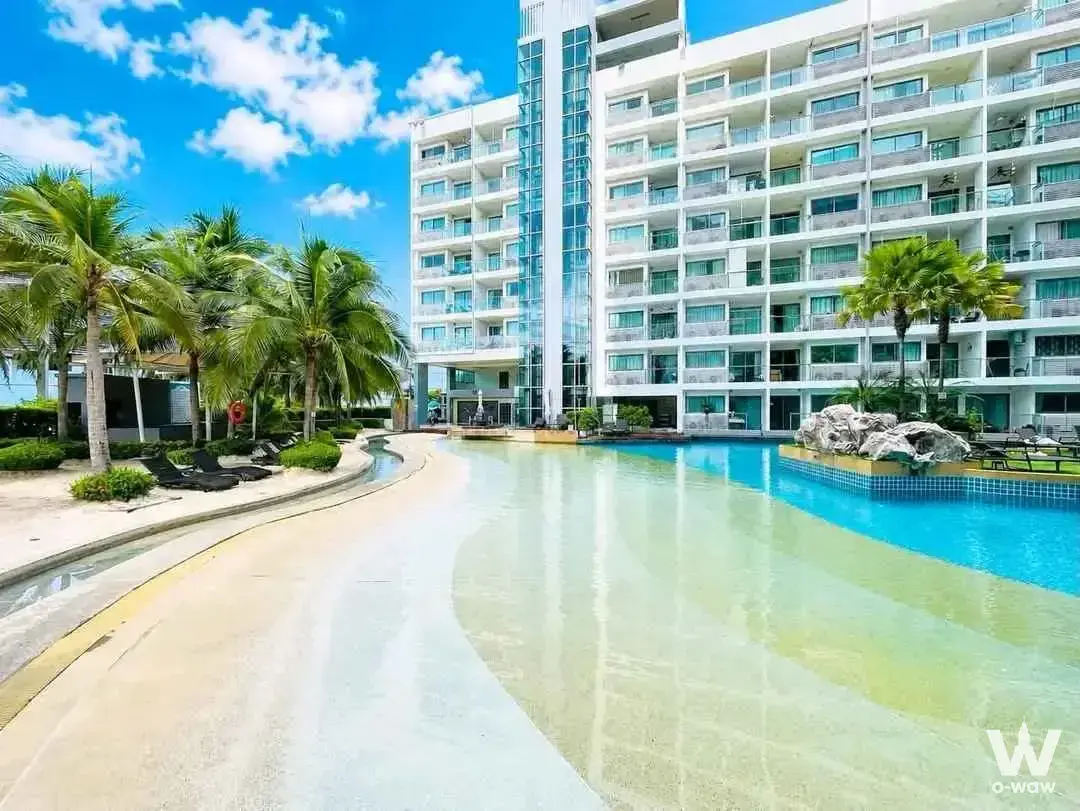Condo with 1 bedroom for sale at Laguna Beach Resort 1 — photo 1 of 5