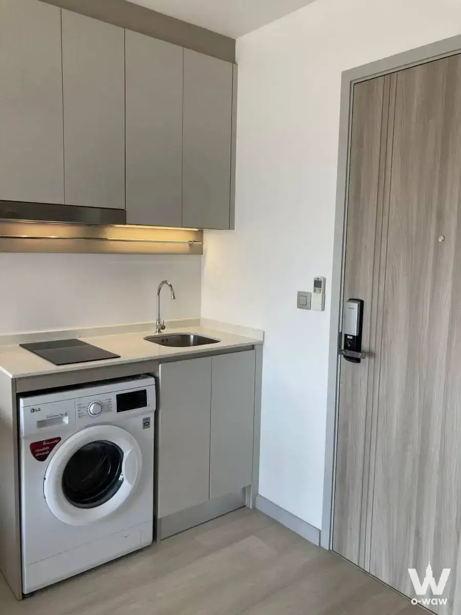 Condo with 1 bedroom for rent at KnightsBridge Prime Sathon — photo 2 of 5