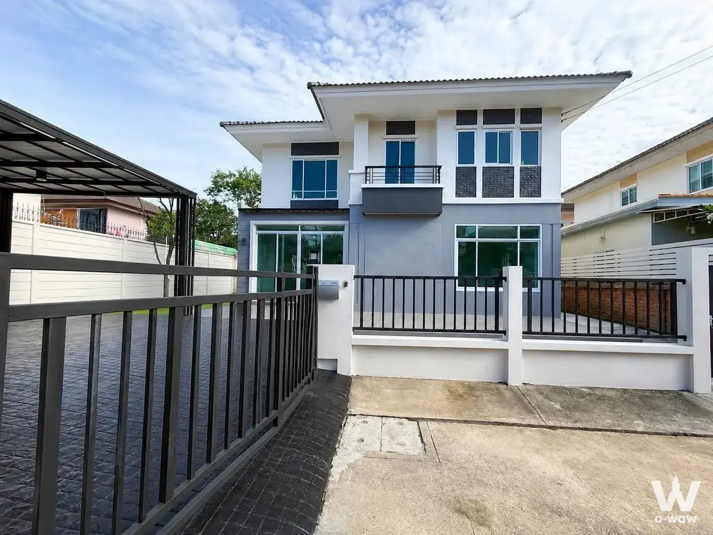 House with 4 bedrooms for sale at Ratchaphruek Road, near Ram Inthra Circle, Westgate Central — photo 1 of 4