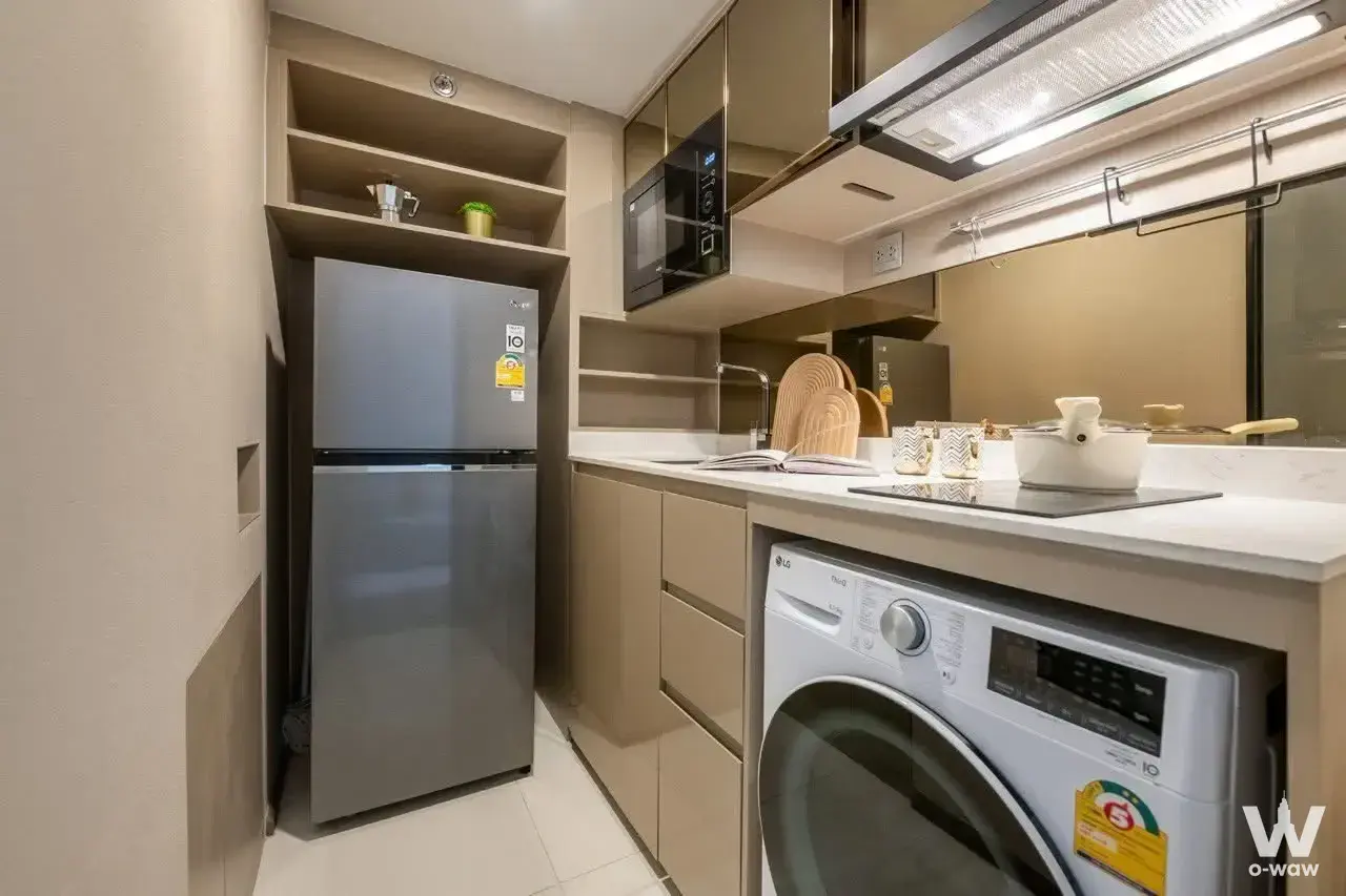 Condo with 2 bedrooms for rent at Park Origin Ratchathewi — photo 4 of 5