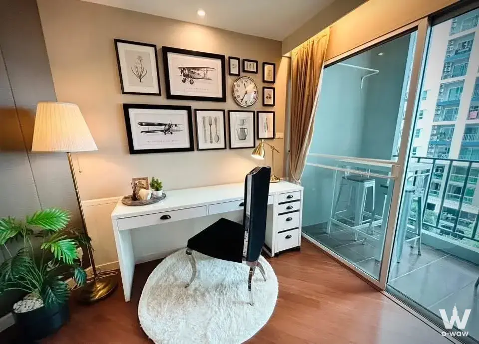 Condo with 3 bedrooms for sale at Belle Grand Rama 9 — photo 2 of 5