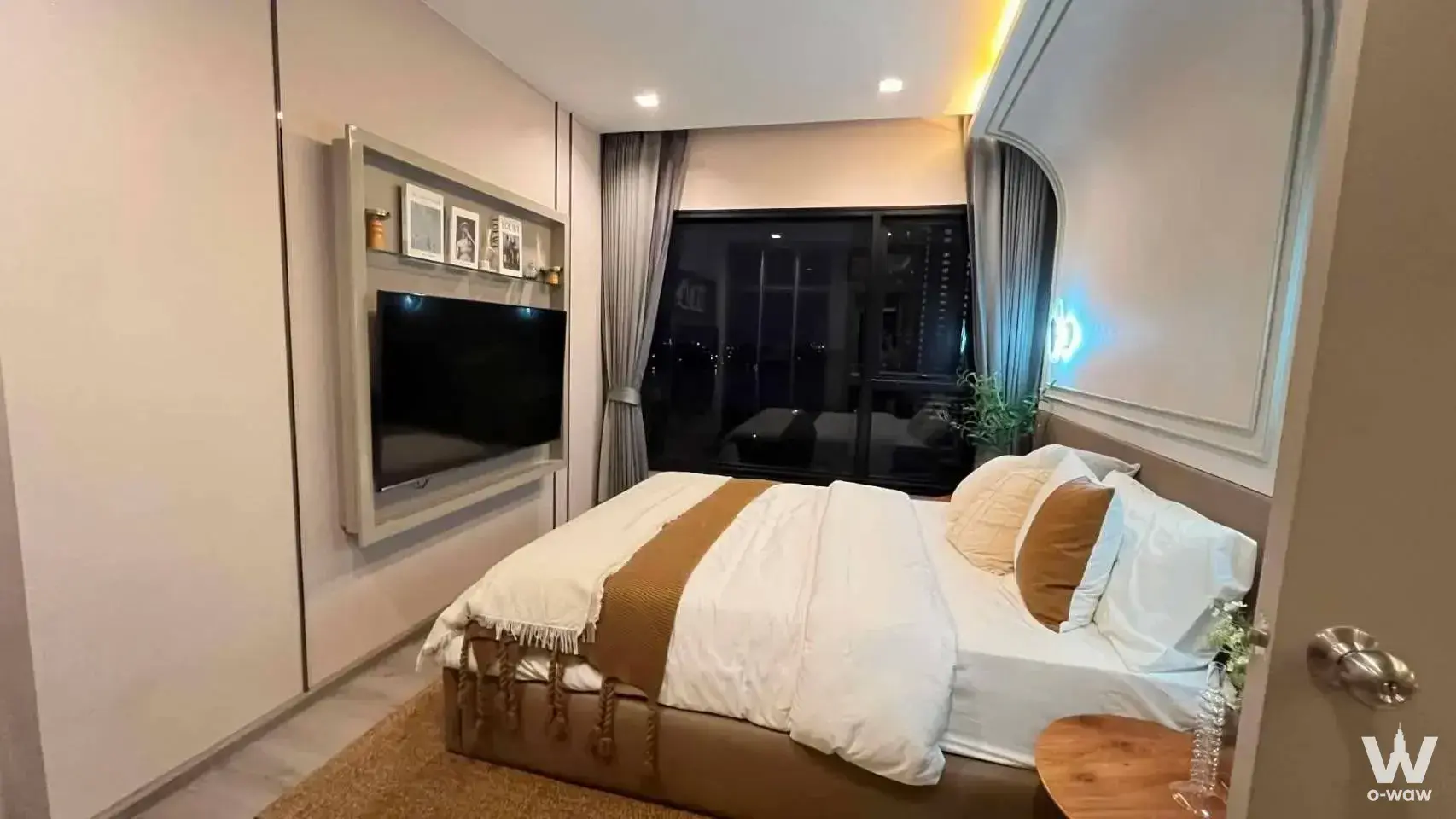Condo with 2 bedrooms for sale at The Politan Rive — photo 2 of 5