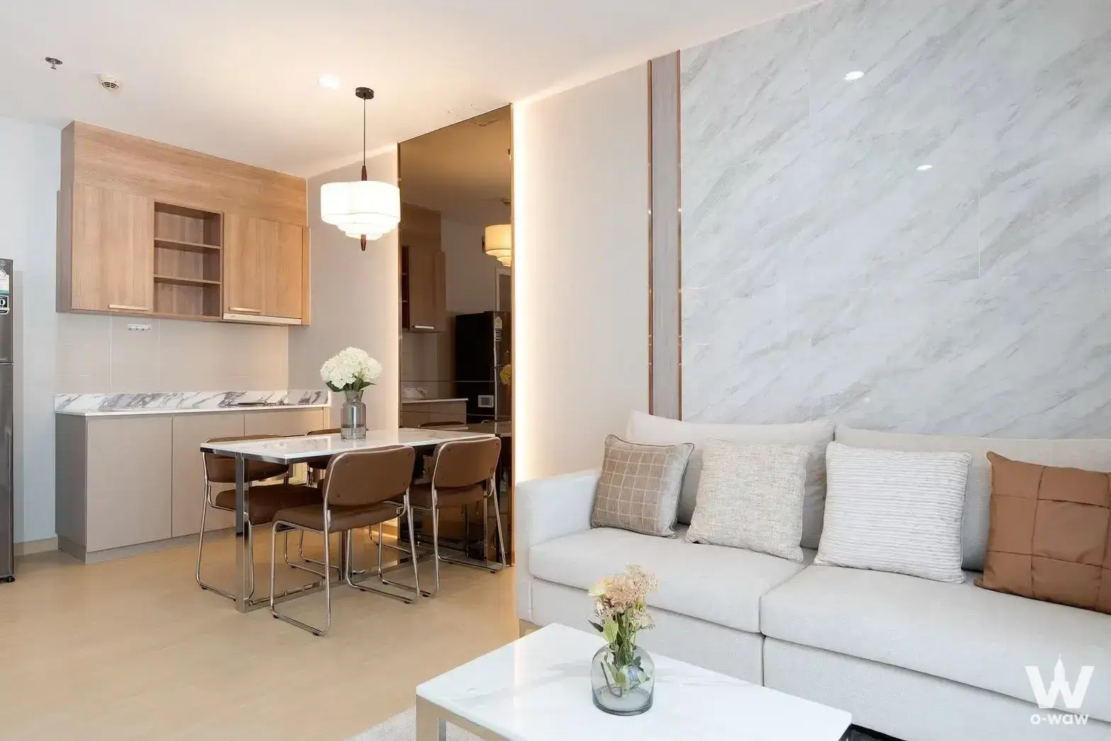 Condo with 1 bedroom for sale at Hive Taksin Condominium — photo 1 of 5