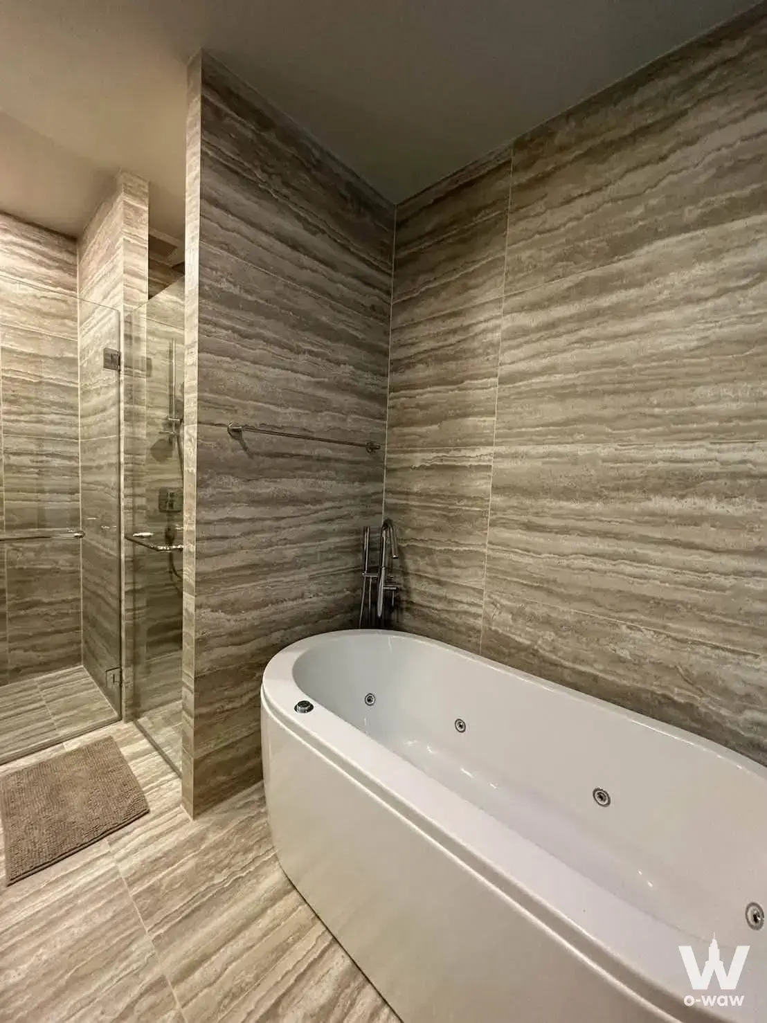 Condo with 2 bedrooms for rent at Noble Around Sukhumvit 33 — photo 3 of 5