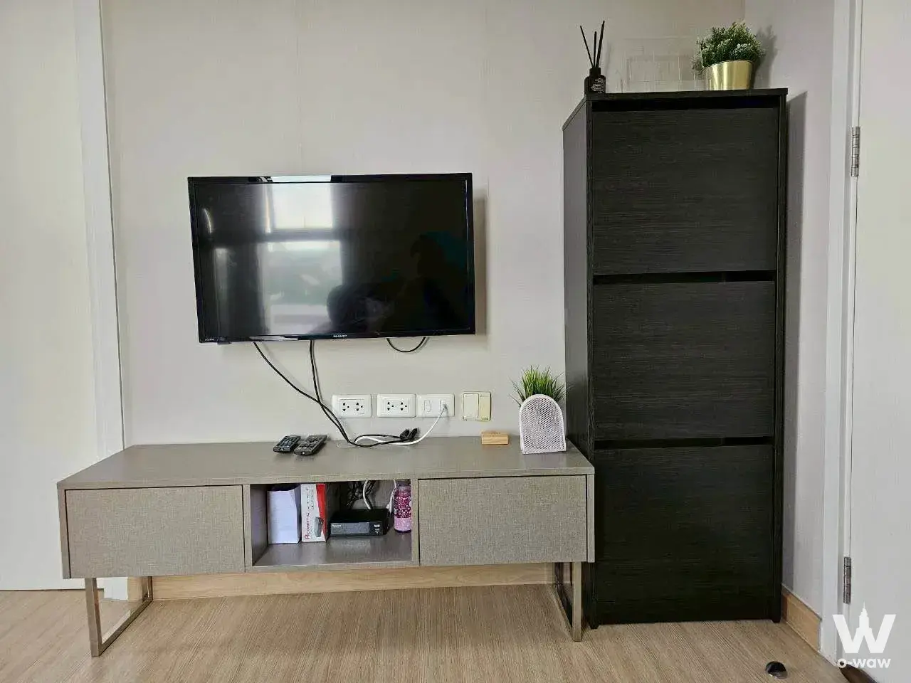 Condo with 1 bedroom for rent at The Station Condo — photo 3 of 5