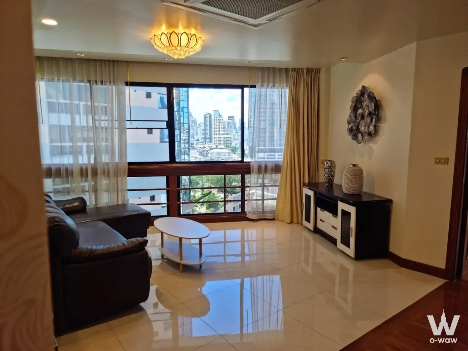 Sukhumvit Soi 24, Phromphong, Bangkok, Thailand