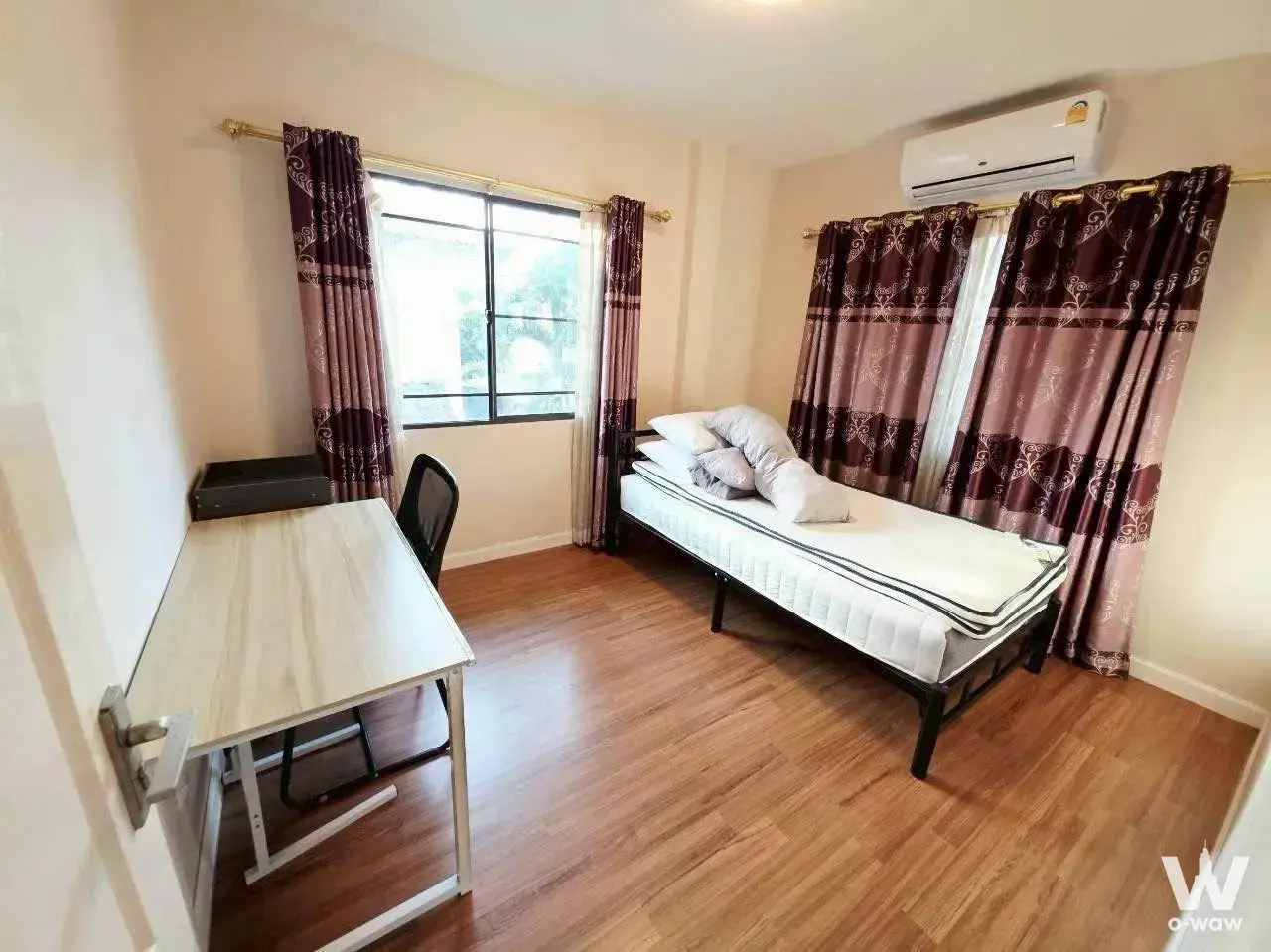 House with 6 bedrooms for rent at Mantana Lake Watcharapol — photo 3 of 5