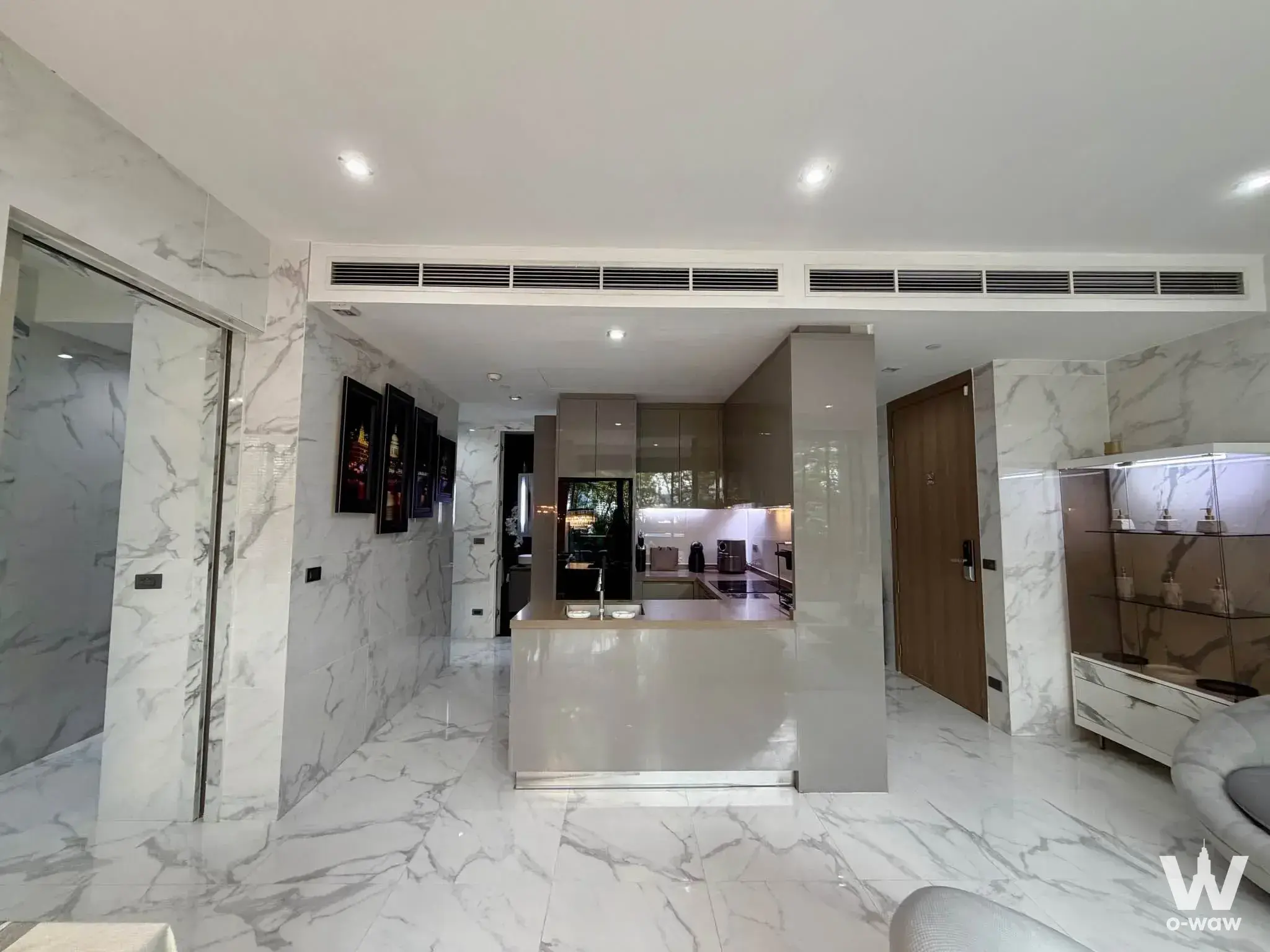 Condo with 2 bedrooms for rent at M Silom — photo 4 of 5