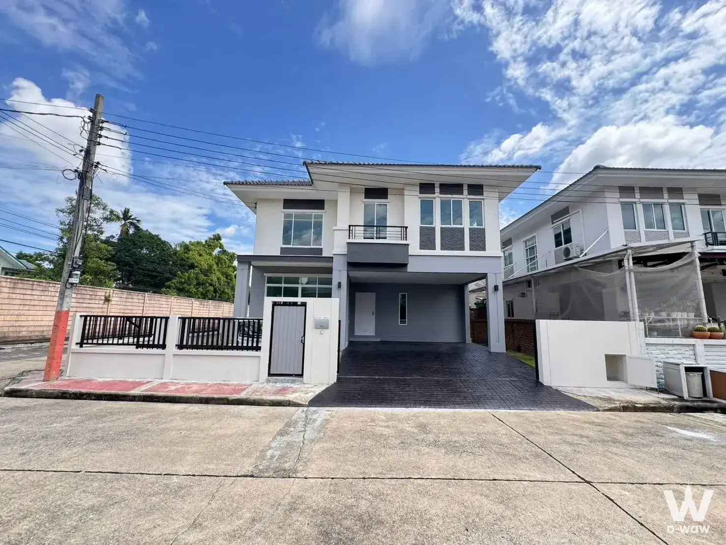 House with 3 bedrooms for sale at Ratchaphruek Road, near Central Westville, Nonthaburi — photo 1 of 5