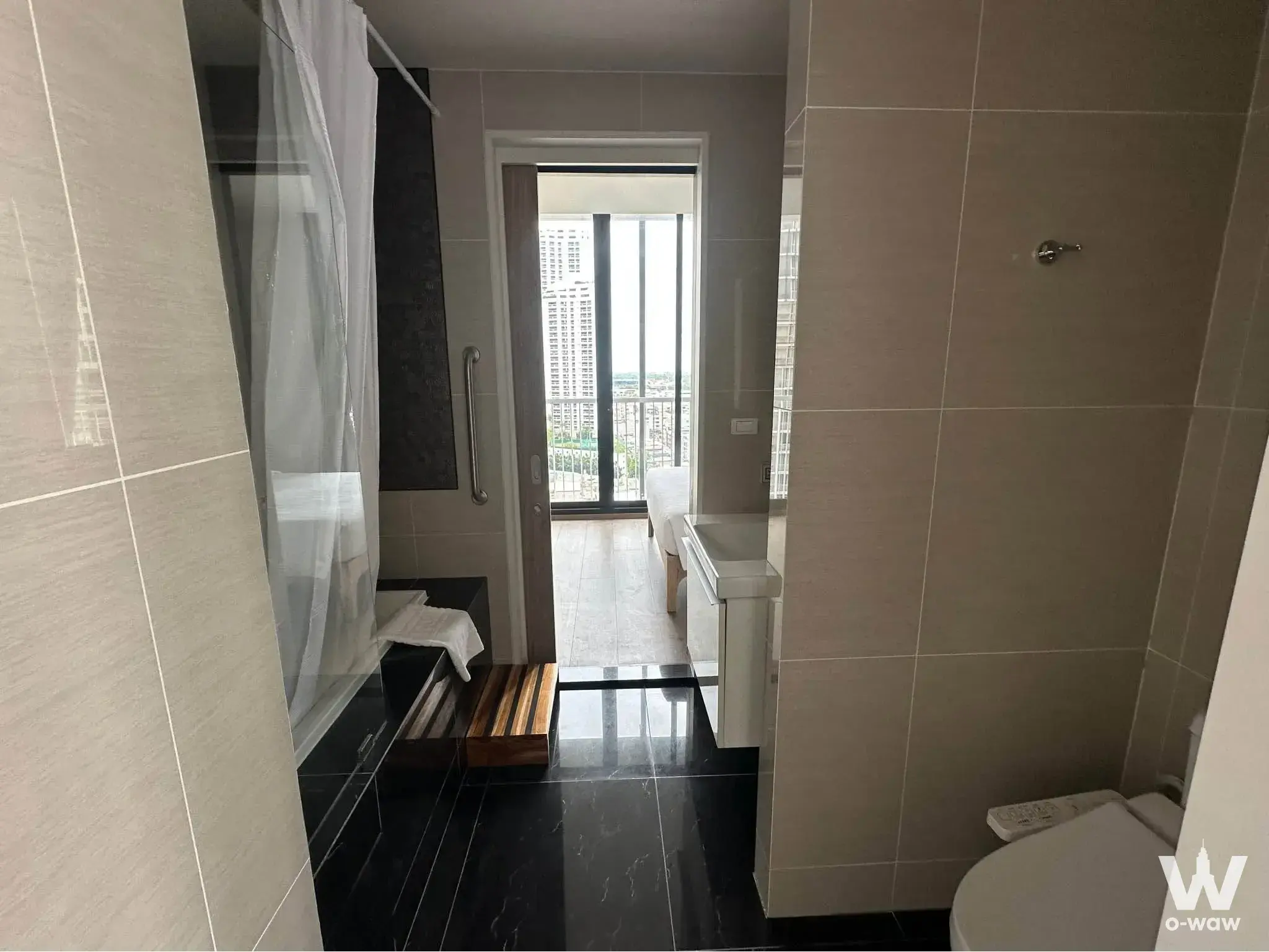 Condo with 2 bedrooms for rent at Park Origin Phrom Phong — photo 3 of 5