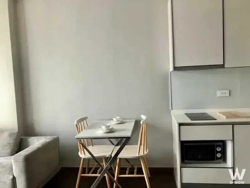 Condo with 1 bedroom for rent at C Ekkamai Condominium — photo 3 of 4