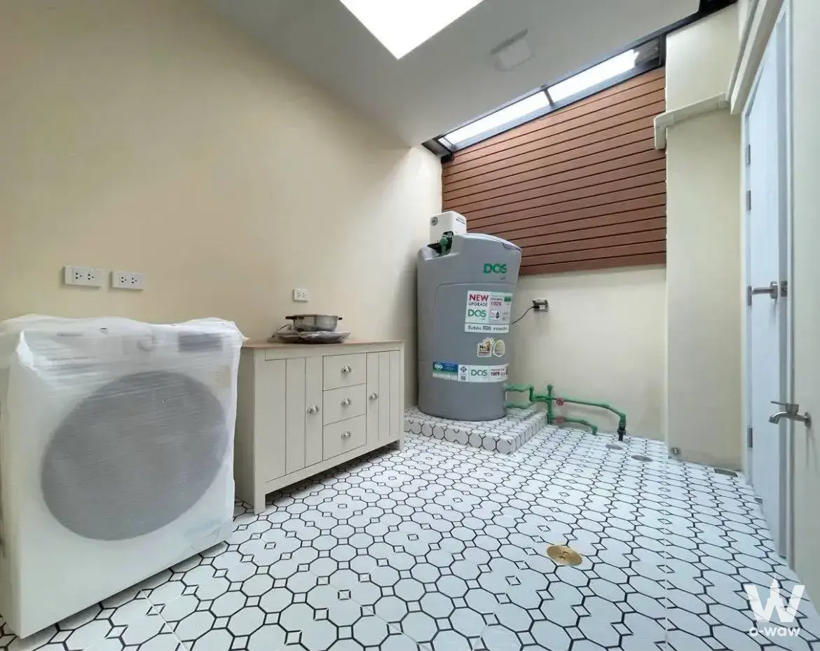 Townhouse with 2 bedrooms for rent at Altitude Kraf Bangna — photo 5 of 5