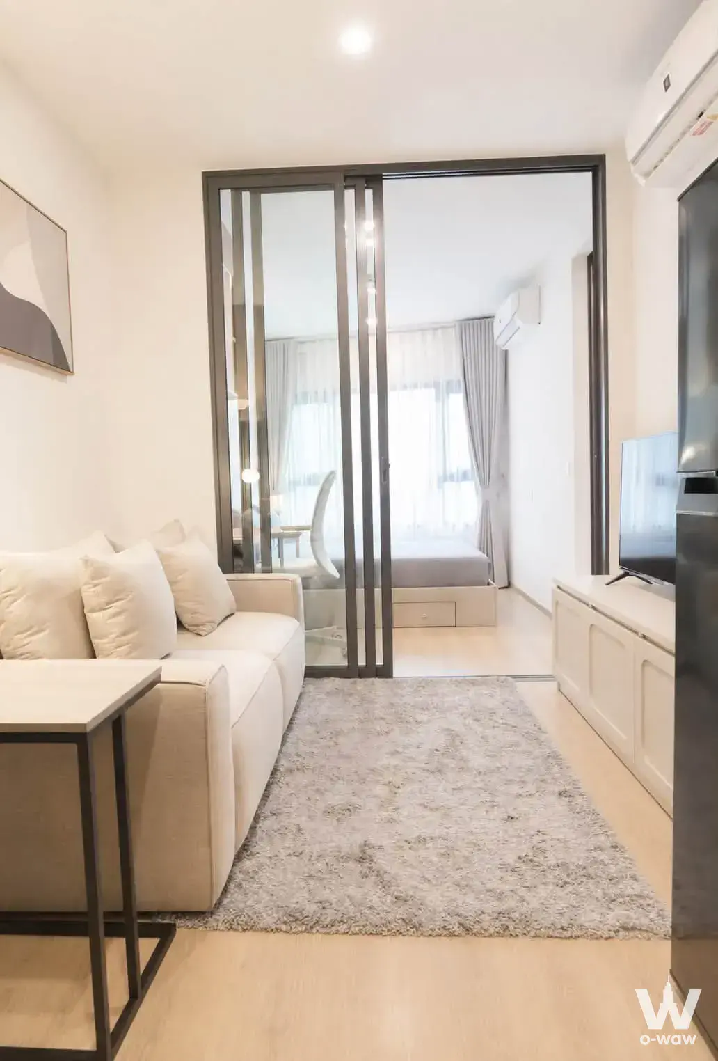 Condo with 1 bedroom for rent at Life Rama 4 - Asoke — photo 1 of 5