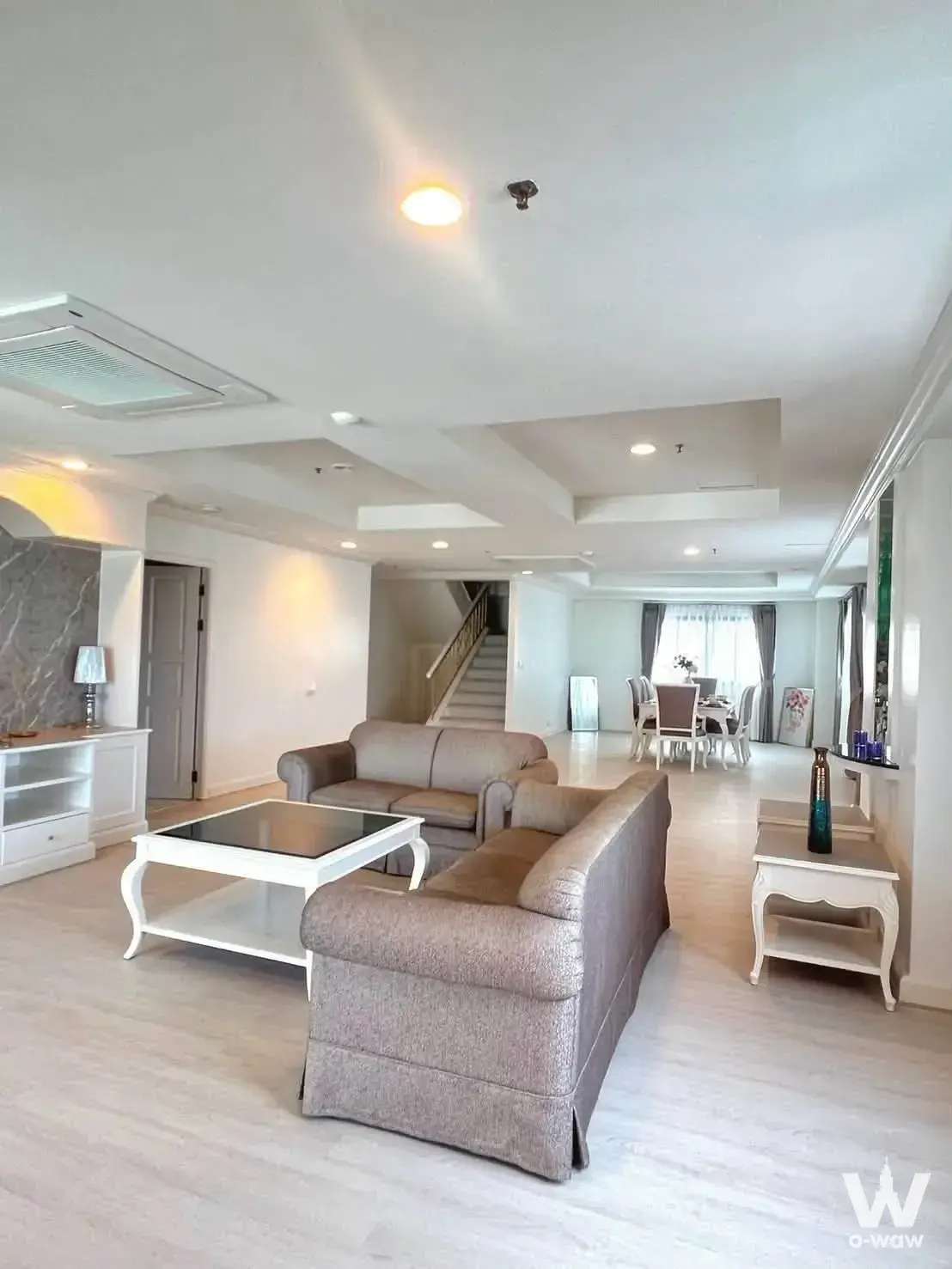 Condo with 4 bedrooms for rent at G.P.GRANDE TOWER — photo 2 of 9
