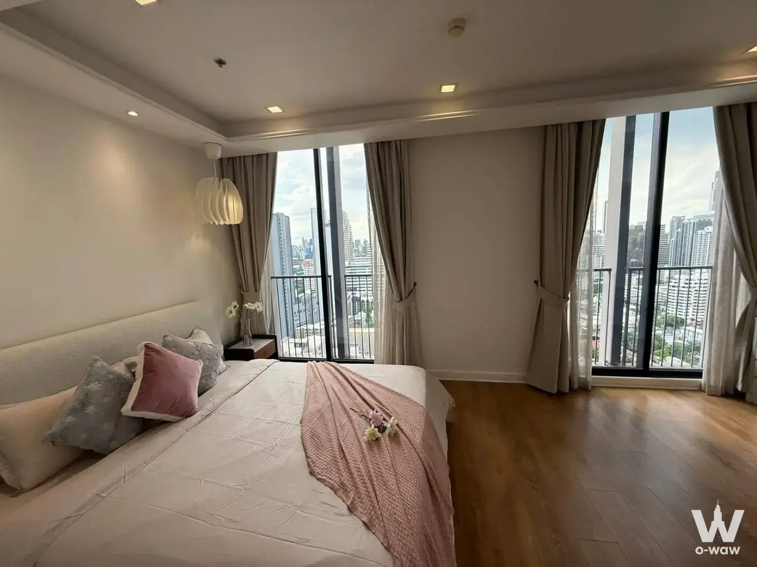 Sukhumvit, near Emquartier and BTS Phrom Phong