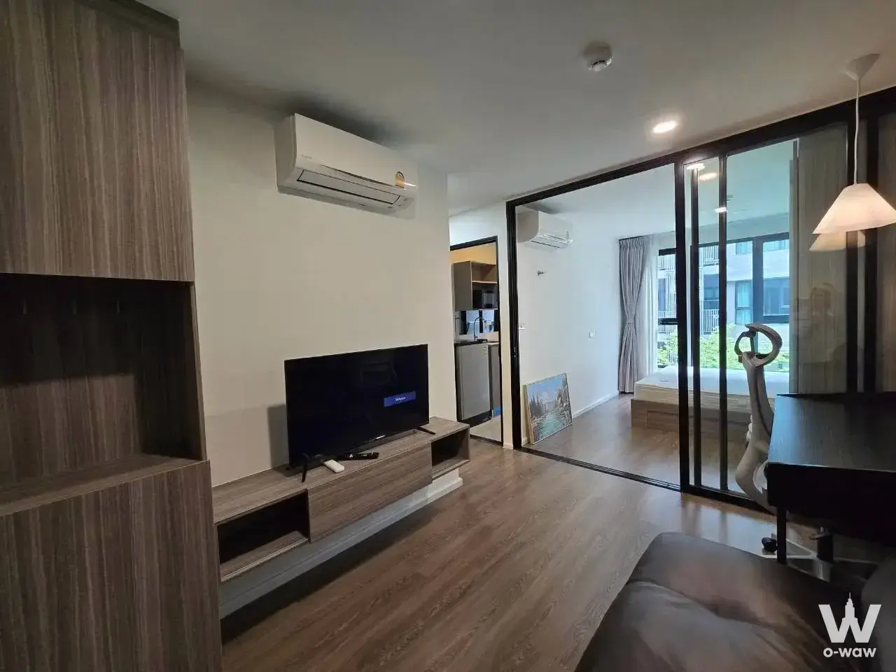 Ramintra 83, near Pink Line Ram Inthra Km.9 Station, opposite Sinphapt Hospital