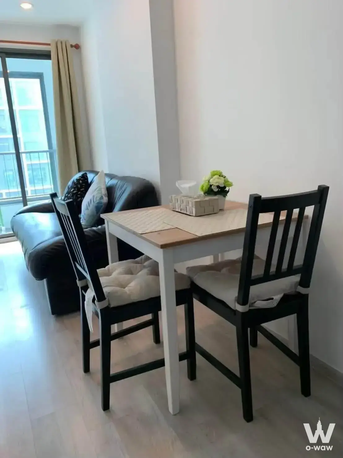 Near MRT Bang Khun Non Station, close to Siriraj Hospital, on Charan Sanit Wong Road