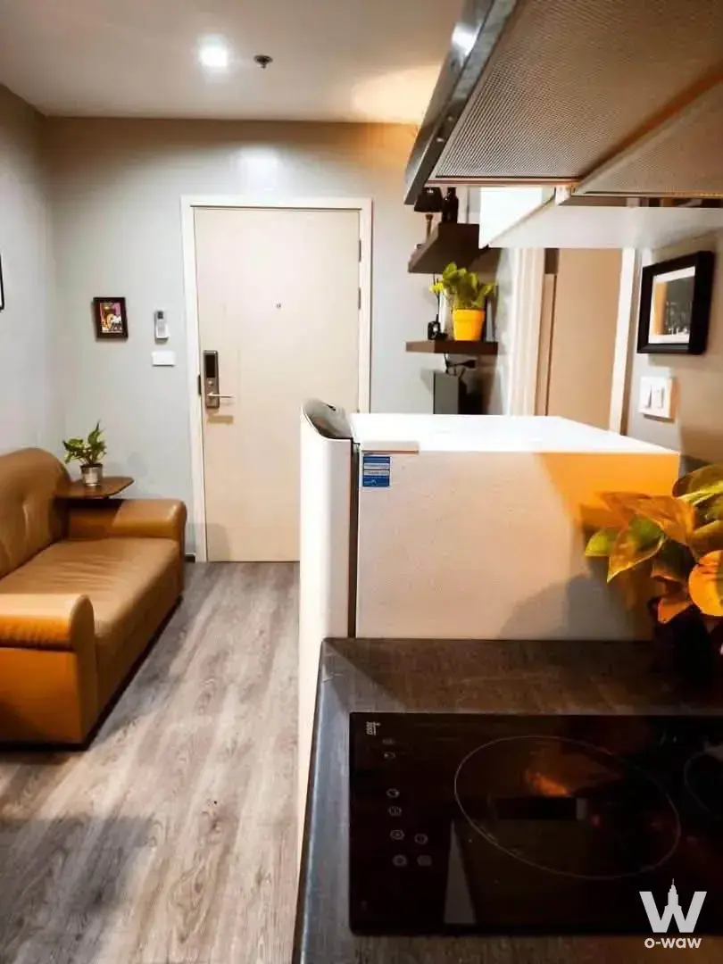 Condo with 1 bedroom for rent at Rich Park Triple Station — photo 1 of 5