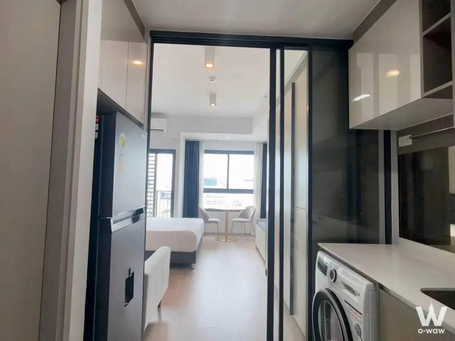 Condo with 1 bedroom for rent at IDEO Rama 9 - Asoke — photo 1 of 5