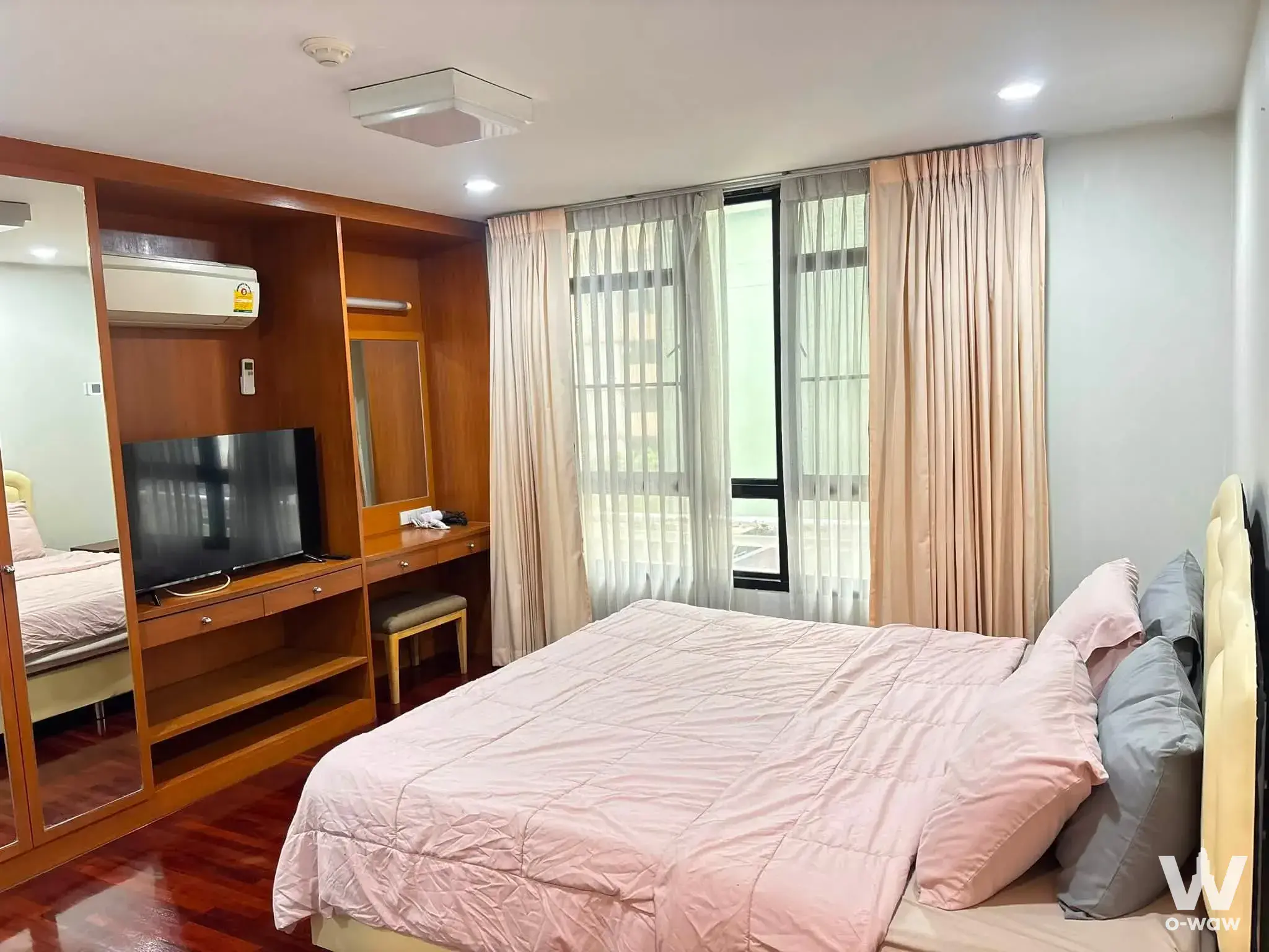 Condo with 2 bedrooms for rent at Ban Chan Condominium — photo 5 of 5