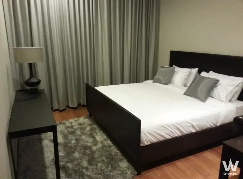 Condo with 2 bedrooms for rent at Quattro by Sansiri — photo 2 of 5