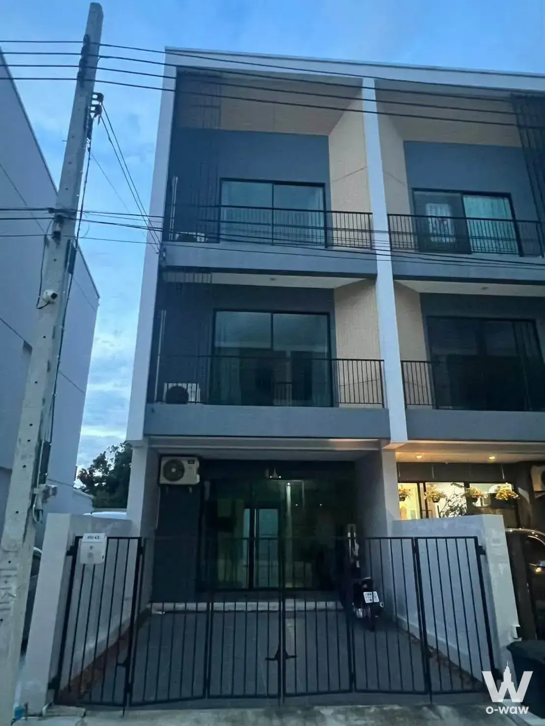 Townhouse with 3 bedrooms for rent at Sam Wa Road, Bang Chan, Khlong Sam Wa, Bangkok 10510 — photo 1 of 5