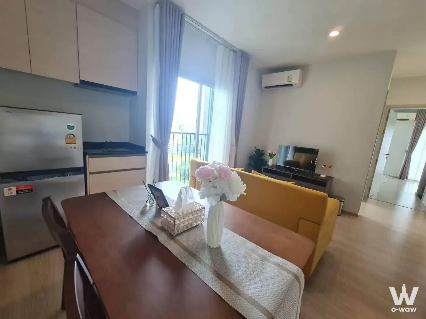 Condo with 2 bedrooms for rent at Noble Revolve Ratchada 2 — photo 2 of 5