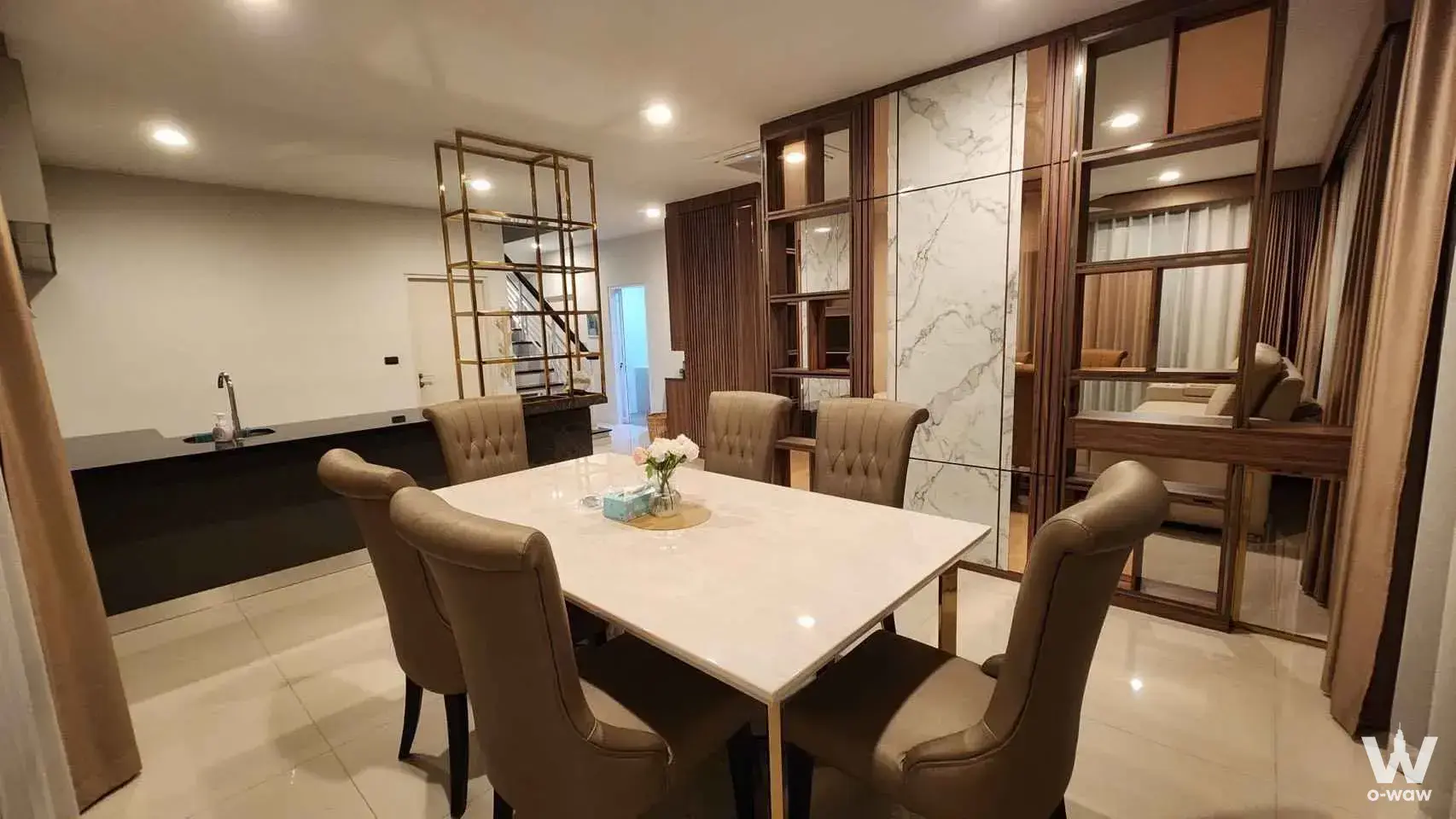 Condo with 4 bedrooms for rent at Setthasiri Krungthep Kreetha — photo 2 of 5