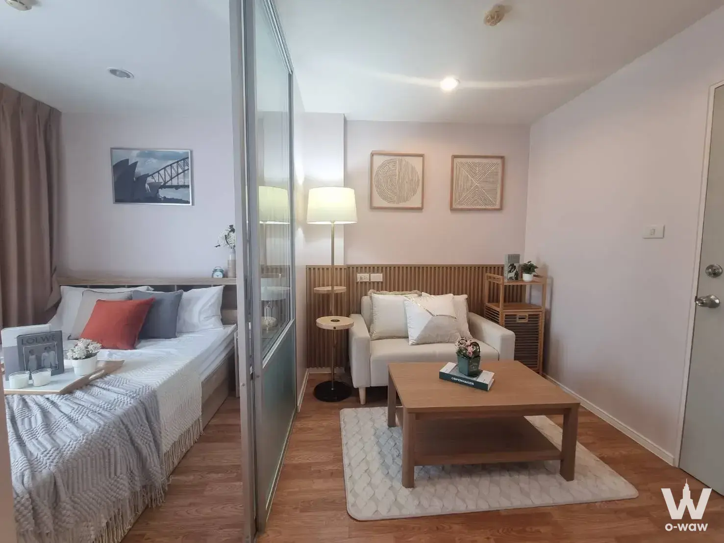 Condo with 1 bedroom for sale at Thepharak - Srinakarin, Samut Prakan, Thailand — photo 1 of 5