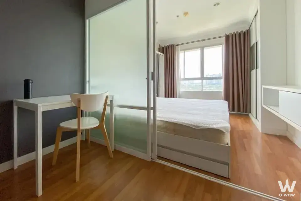 Condo with 1 bedroom for rent at Lumpini Place Rama 9 - Ratchada — photo 2 of 5