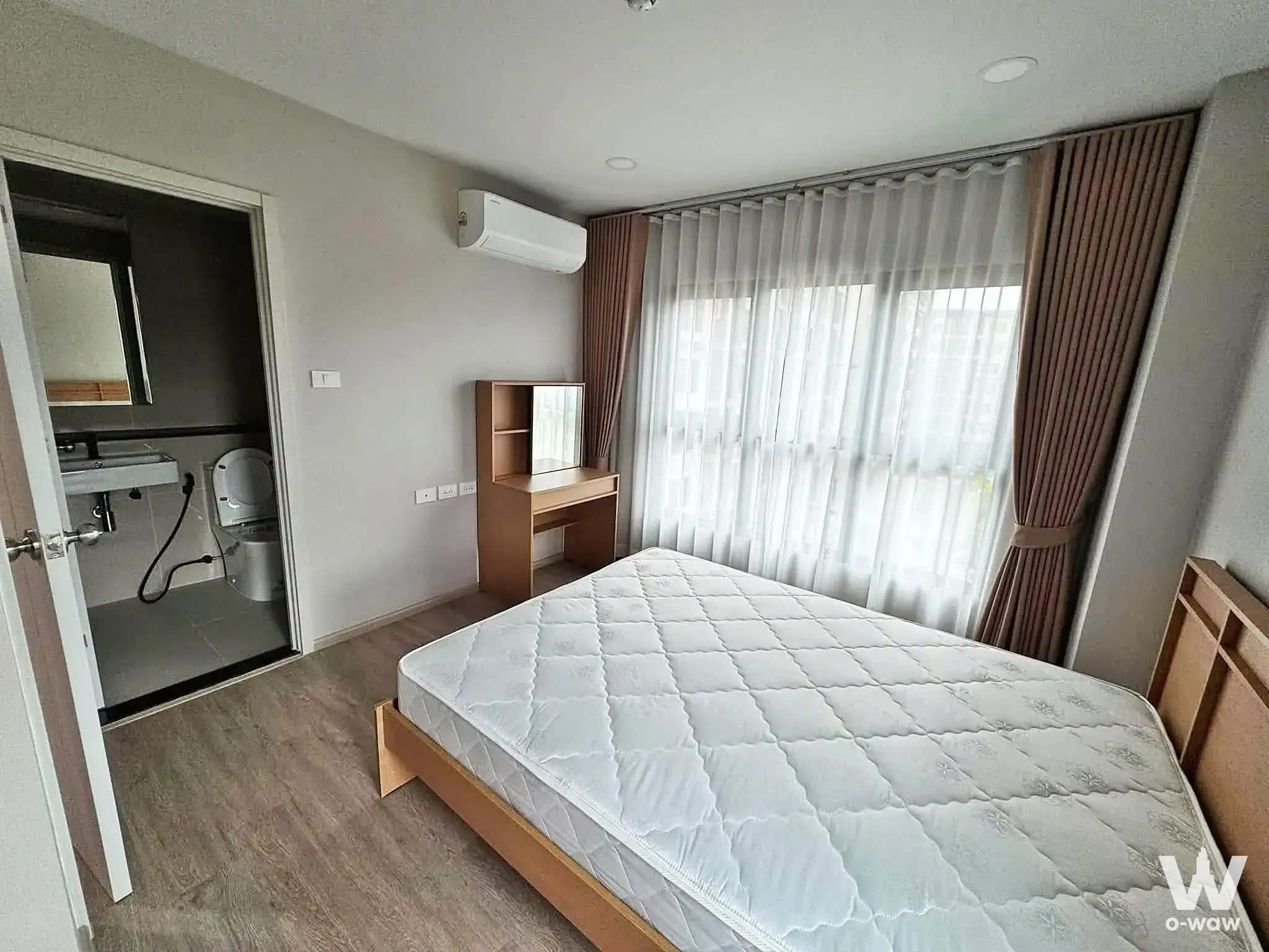 Condo with 2 bedrooms for rent at Supalai Sense Srinakarin — photo 2 of 5