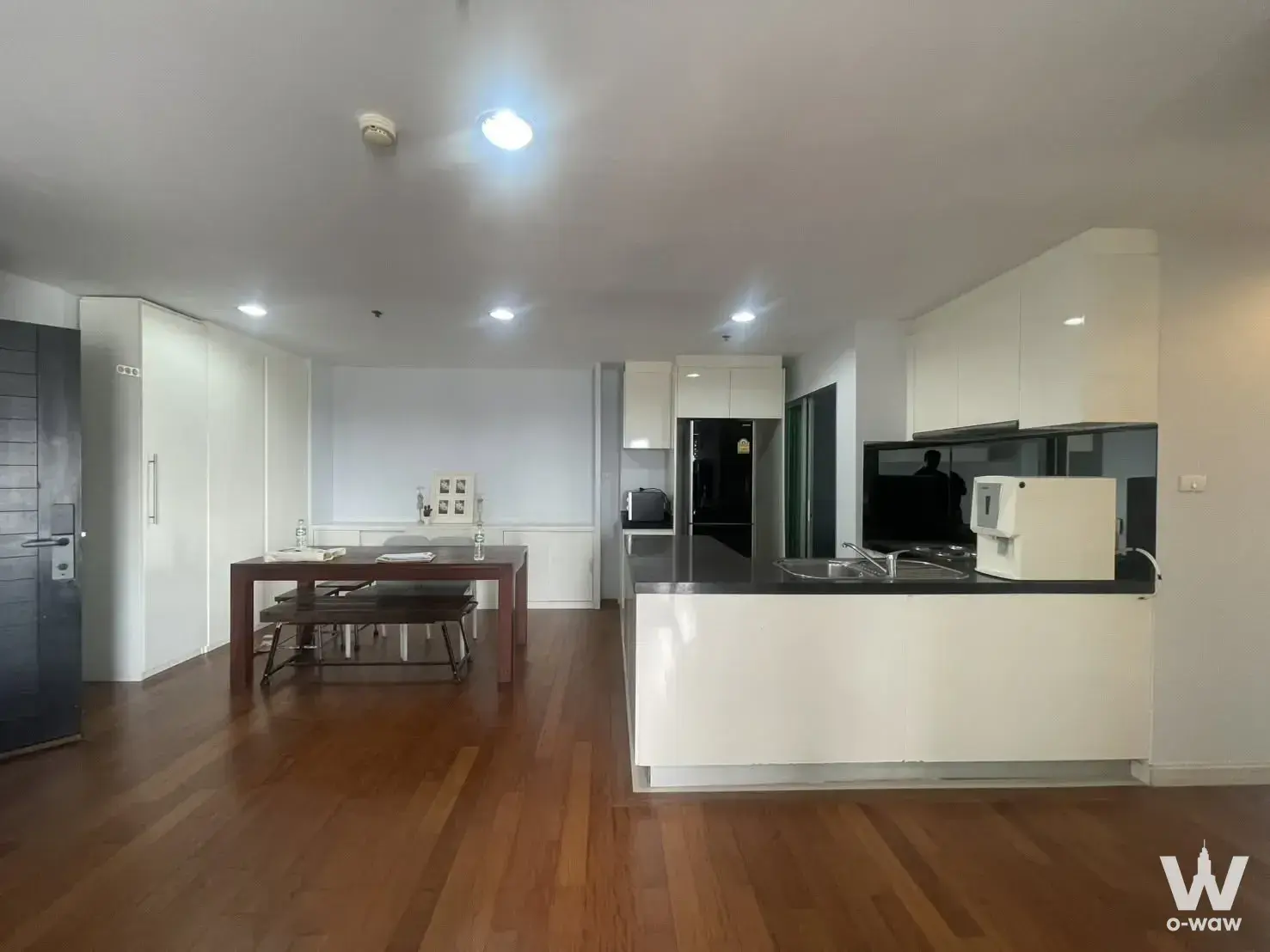 Condo with 2 bedrooms for sale at Belle Grand Rama 9 — photo 3 of 4