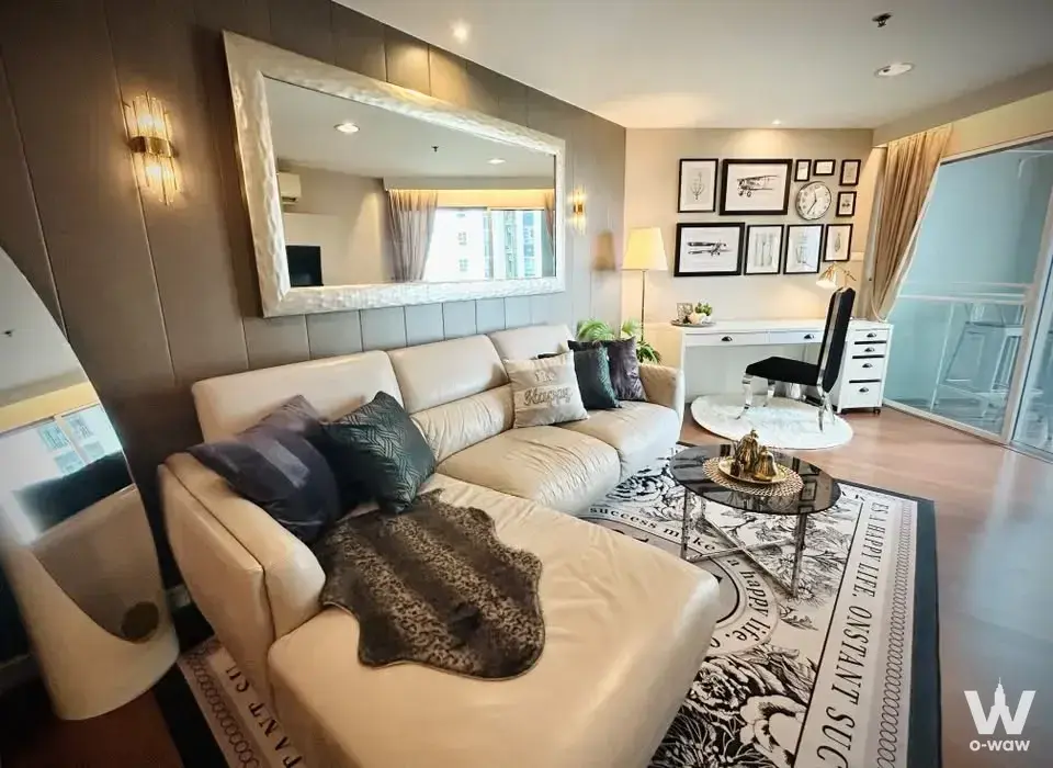 Condo with 3 bedrooms for sale at Belle Grand Rama 9 — photo 1 of 4