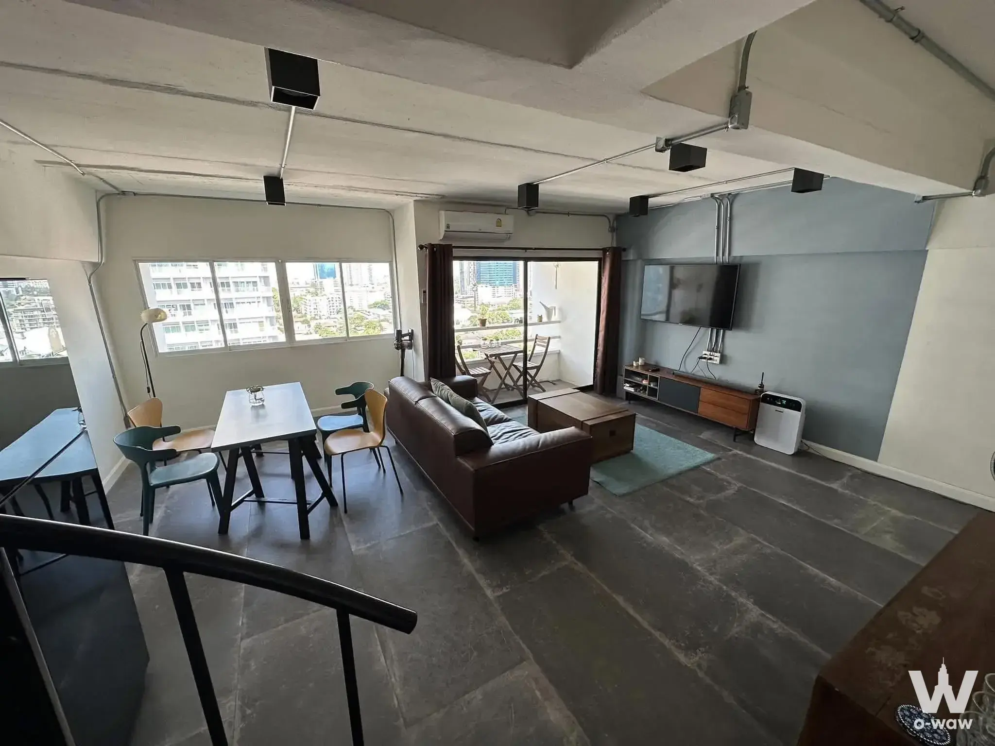 Condo with 2 bedrooms for rent at Park Thonglor Tower — photo 2 of 5