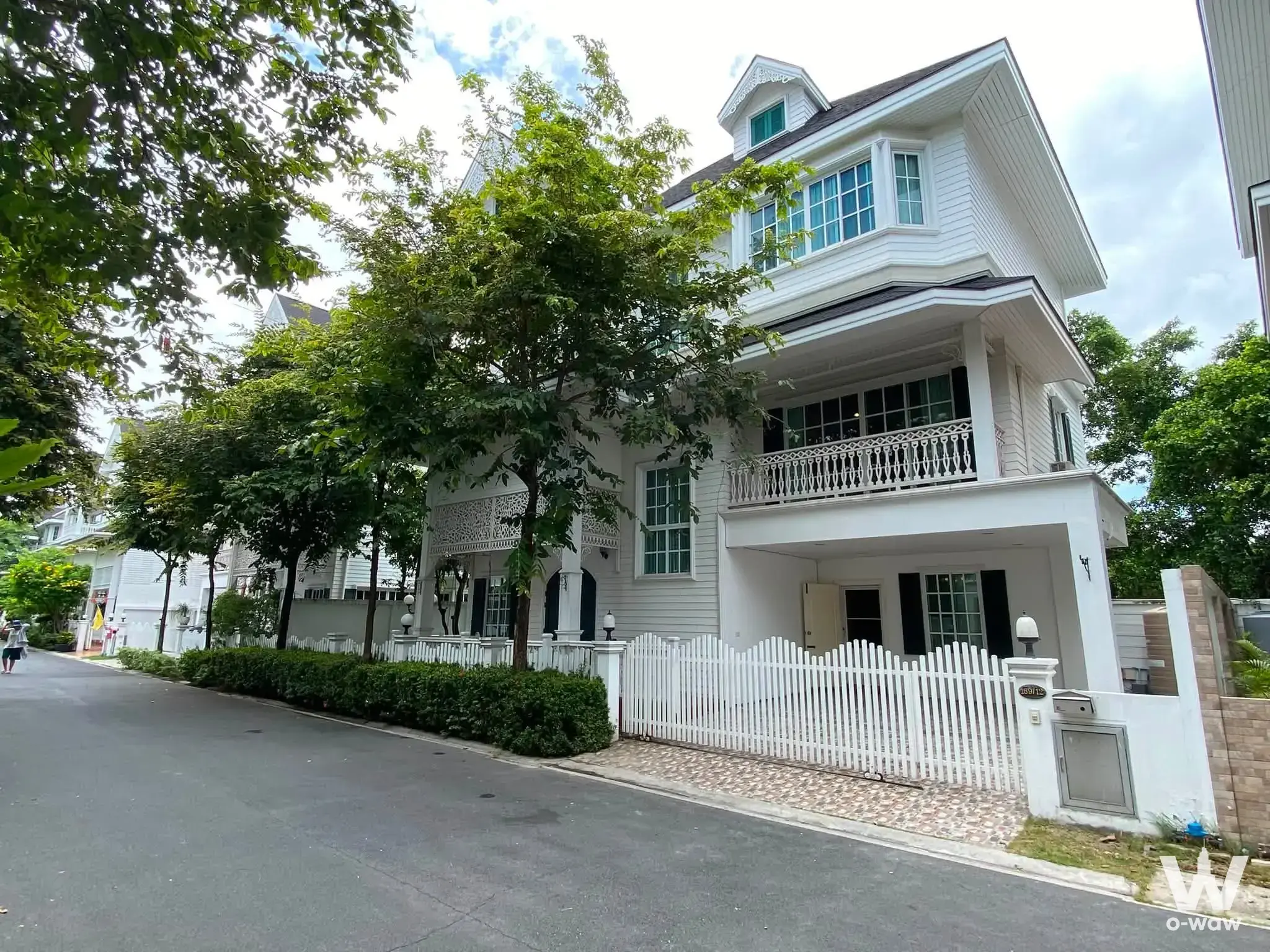 Sukhumvit Soi 109 (Santikaam Soi 14), near BTS Bearing Station, Bangkok
