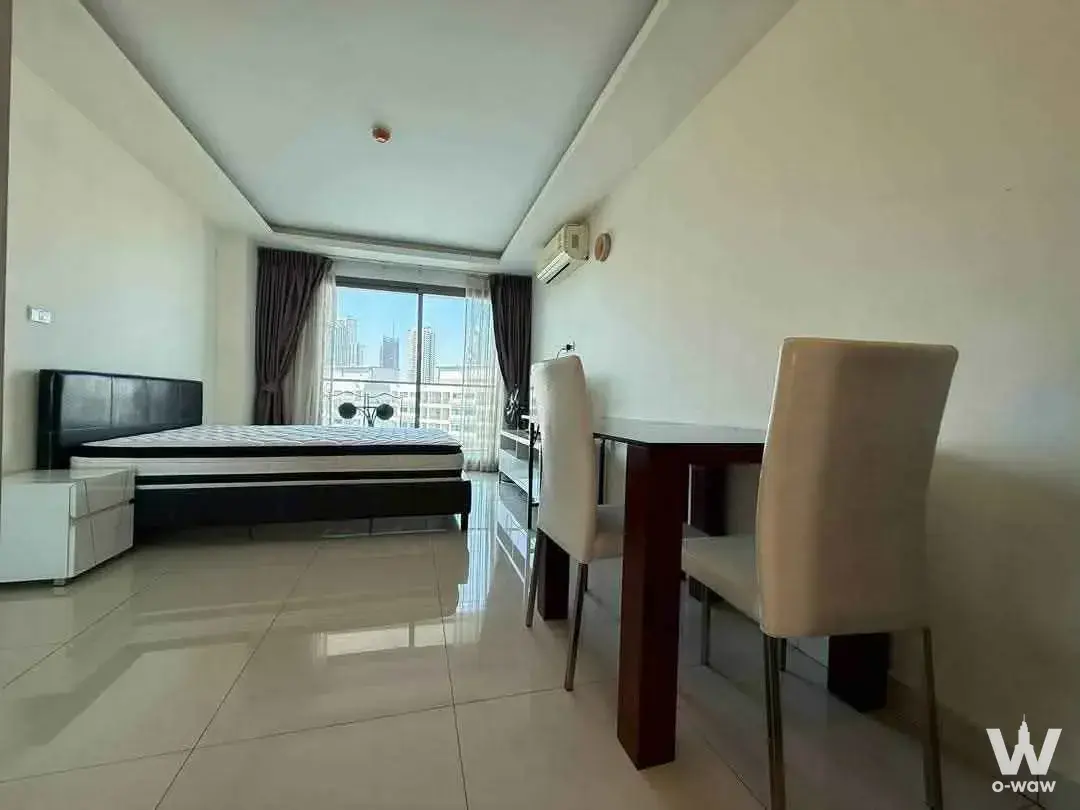 Condo with 1 bedroom for rent at Laguna Beach Resort 3 Maldives — photo 3 of 5