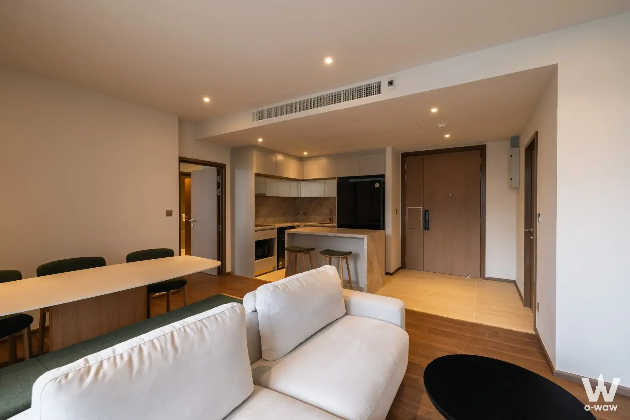 Condo with 2 bedrooms for rent at Via 61 — photo 5 of 5