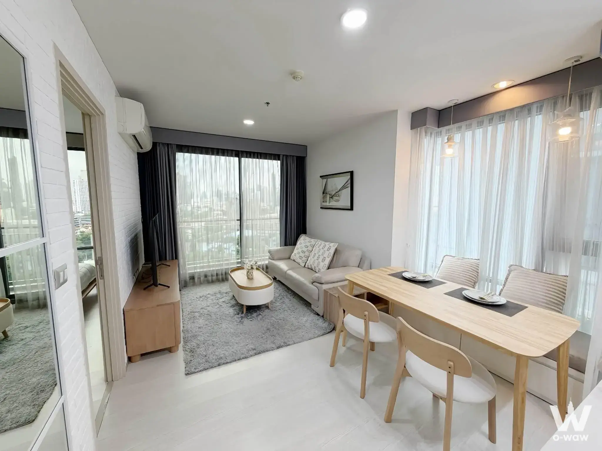 Condo with 1 bedroom for rent at Rhythm Sukhumvit 42 — photo 2 of 4