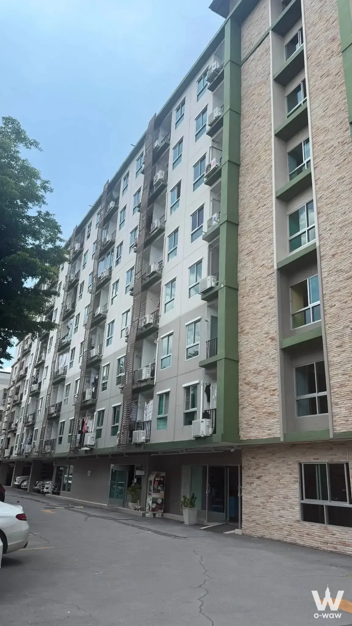 900 meters from On Nut BTS Station