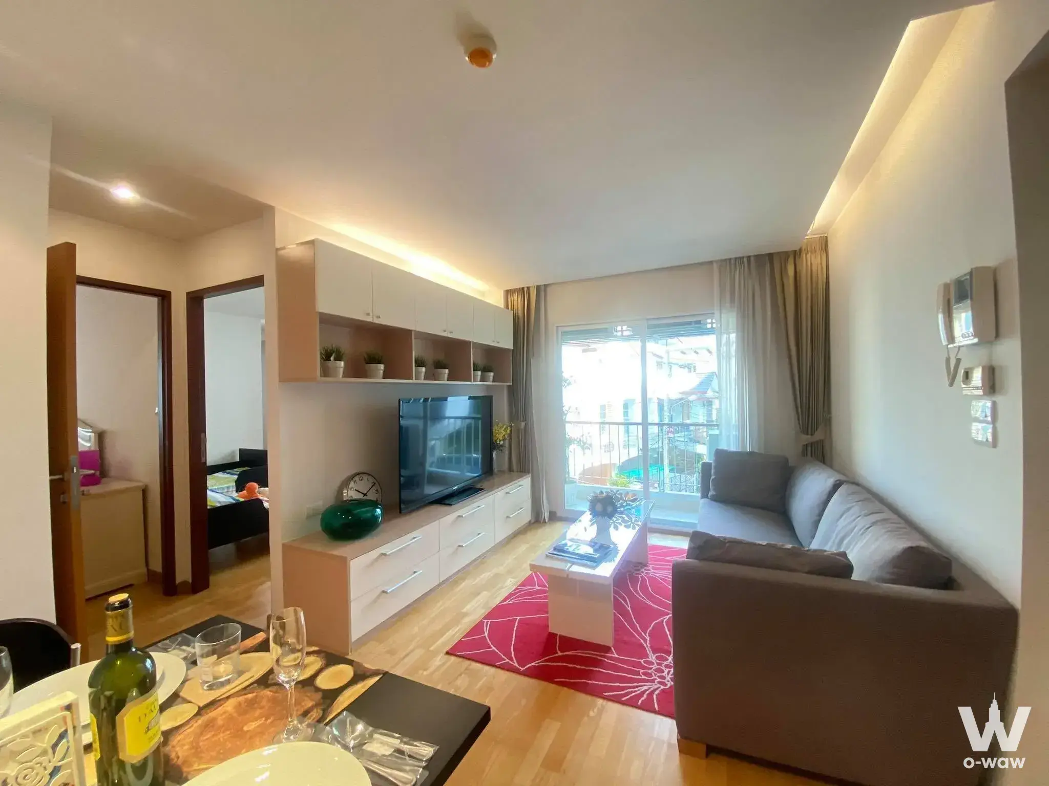 Soi Sukhumvit 52, Bang Chak Subdistrict, Phra Khanong District, Bangkok 10260, Thailand